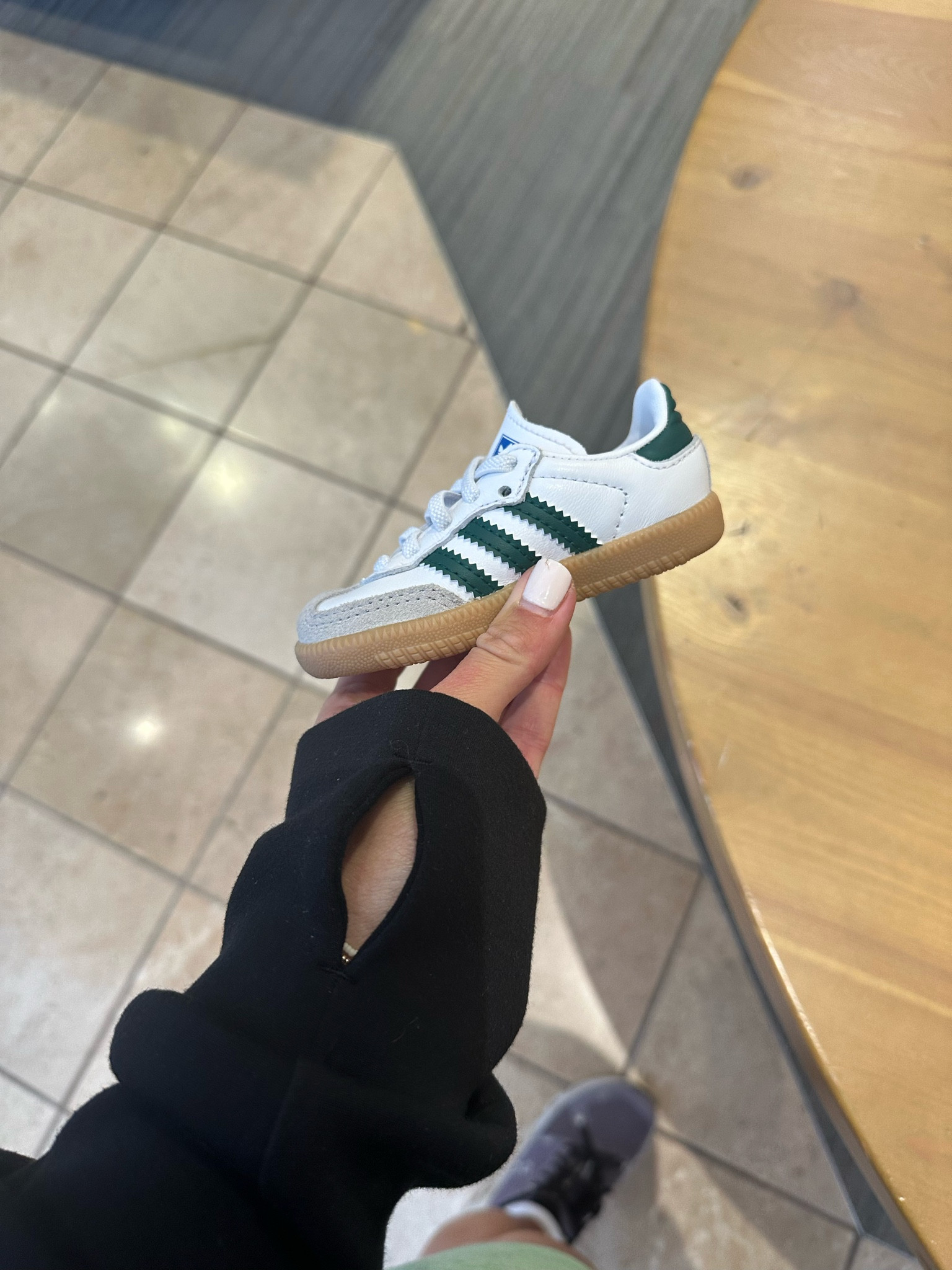 The cutest baby sneaks

baby sambas, baby adidas, baby shoes, boy shoes, baby sneakers

#LTKShoeCrush #LTKBaby