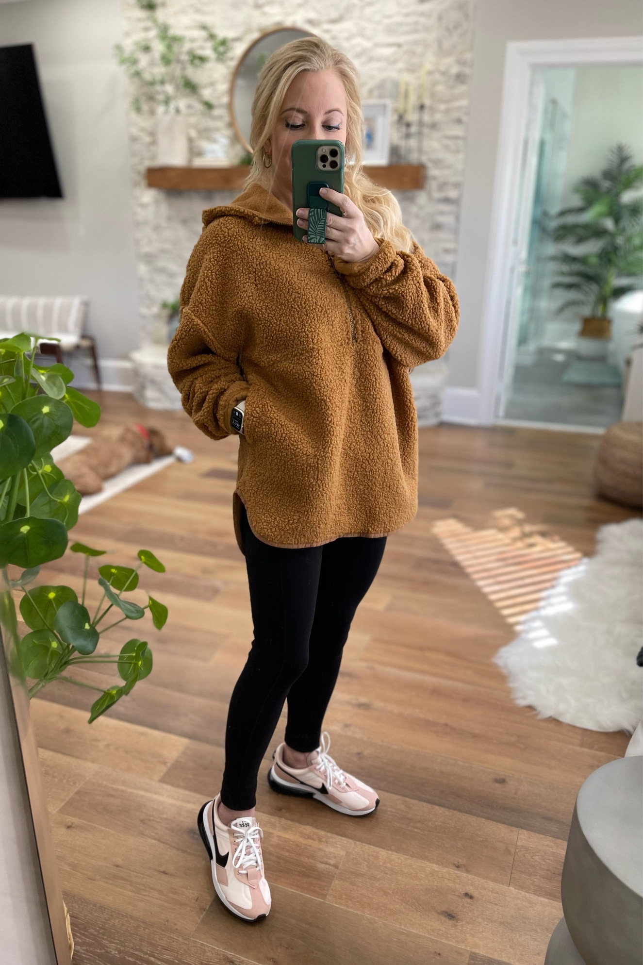 Cozy Sherpa half zip tunic hoodie! Color, sycamore bark, size Small, I’m 5’2”. Leggings are small, Nikes size 8. #oldnavy #ltkfashion #ltk #thanksgiving

#LTKCyberweek #LTKunder50 #LTKHoliday