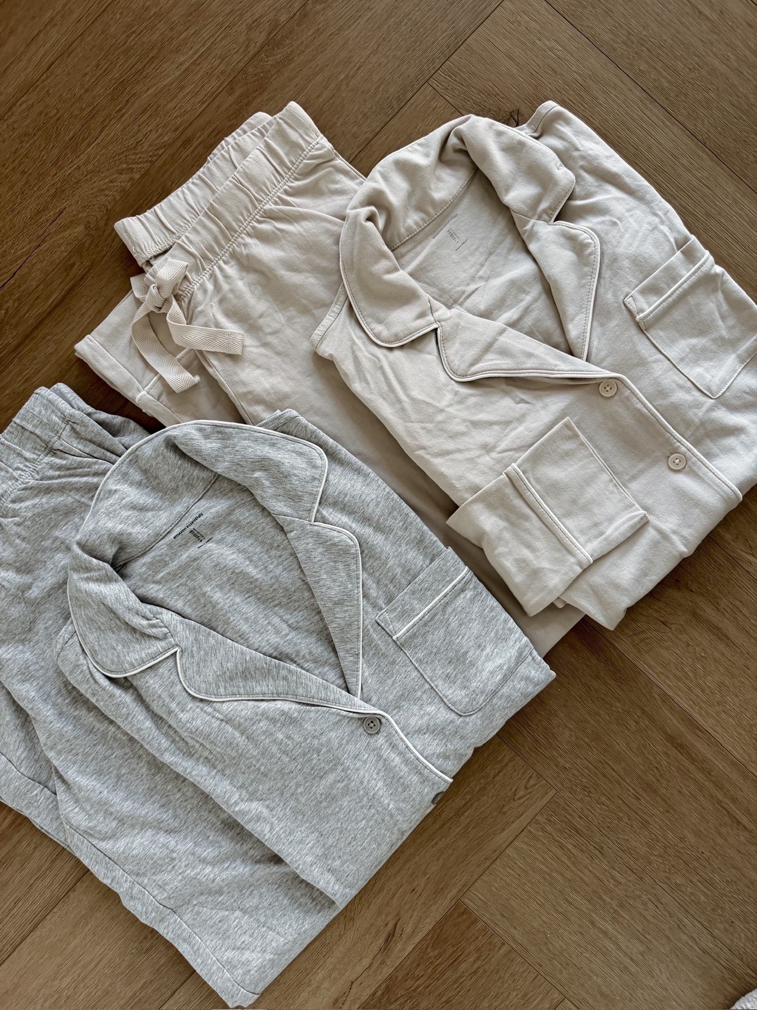 The coziest pajamas from Amazon! These are cotton based and so soft. They come in tons of colors and are only $25!! The perfect gift to give this season. 

#LTKHoliday #LTKGiftGuide