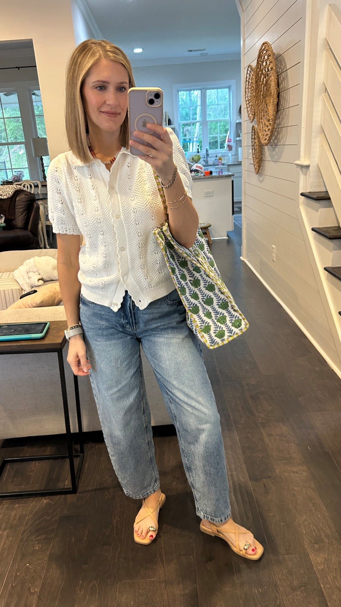 The infamous Walmart top! Got atleast 3 compliments on this top today at work!

#walmartfind #walmarttop #whiteblouse #springblouse