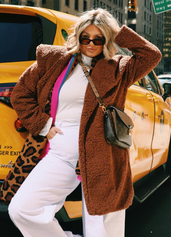 Quintess - Casaco Teddy Alongado Marrom | Posthaus (BR)