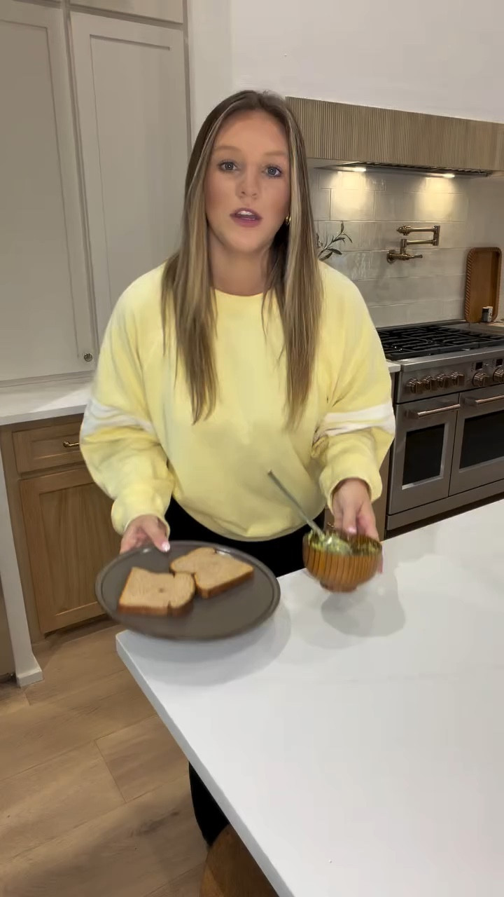 Morning chit chat!!! #fyp #mom #morning

#LTKstorytime #LTKvlog