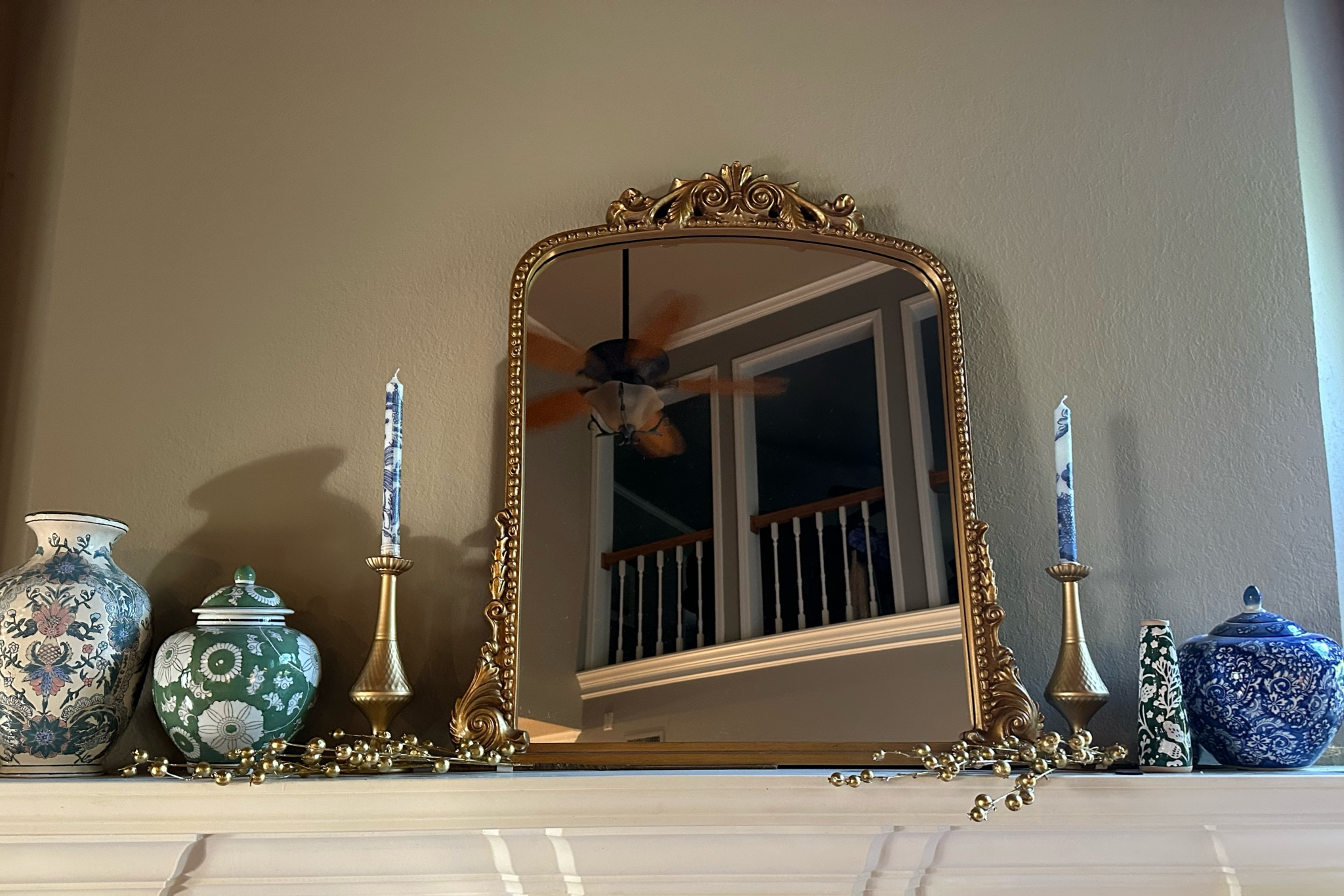 Mantle Decor 

#LTKhome #LTKFind