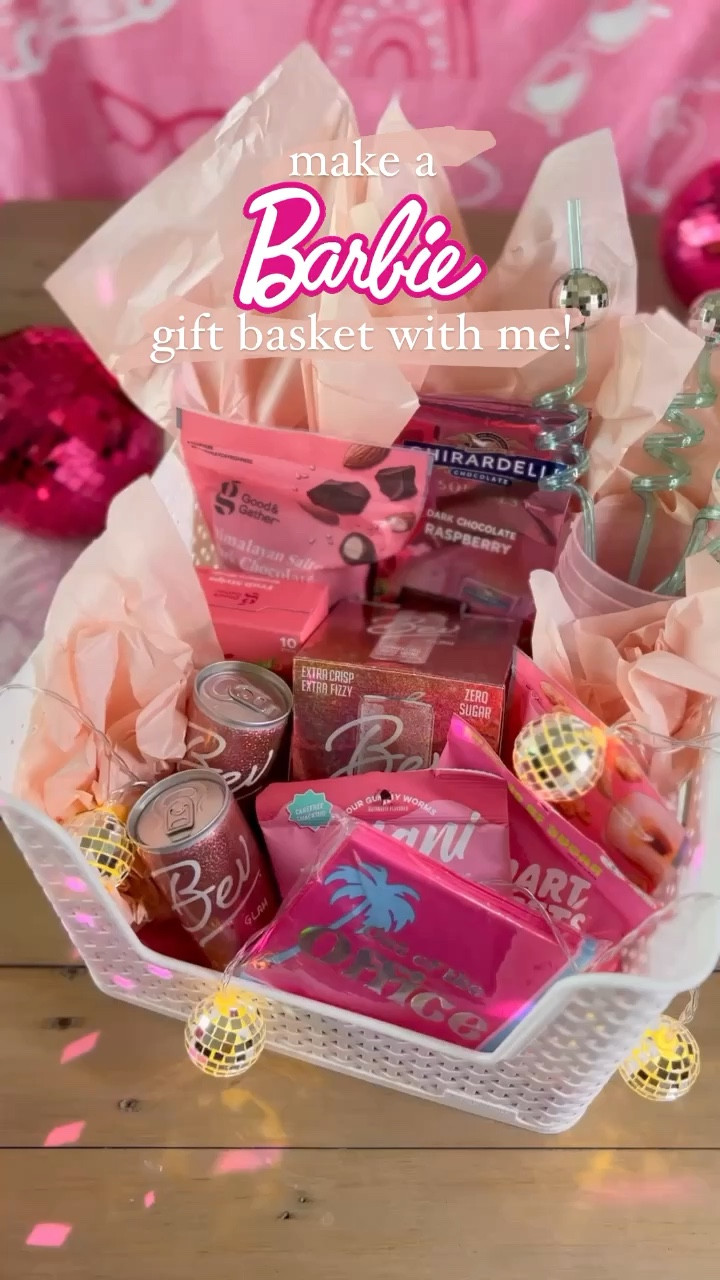 Come on Barbie, let’s go party ✨🪩💖

#barbiestyle #barbiecore #barbieparty