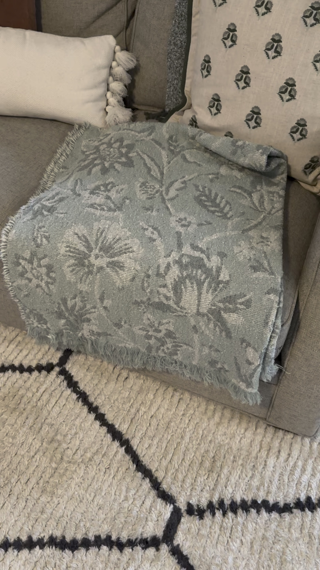 This new floral throw blanket by Studio McGee for Target is not only gorgeous but so crazy soft!! If out of stock for shipping, you can see if it’s available in stores near you! 

#LTKHome #LTKFindsUnder50 #LTKWatchNow