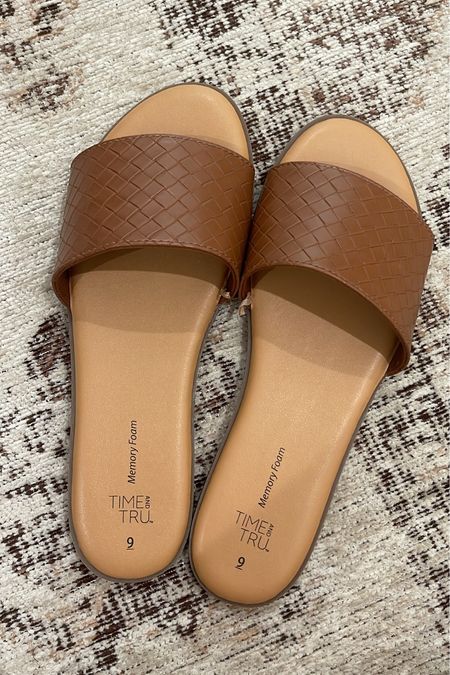 Walmart spring sandals 

Walmart spring finds | Walmart fashion | Walmart sandals | Walmart time and tru | walmart | spring sandals 

#LTKSpringSale #LTKshoecrush #LTKstyletip