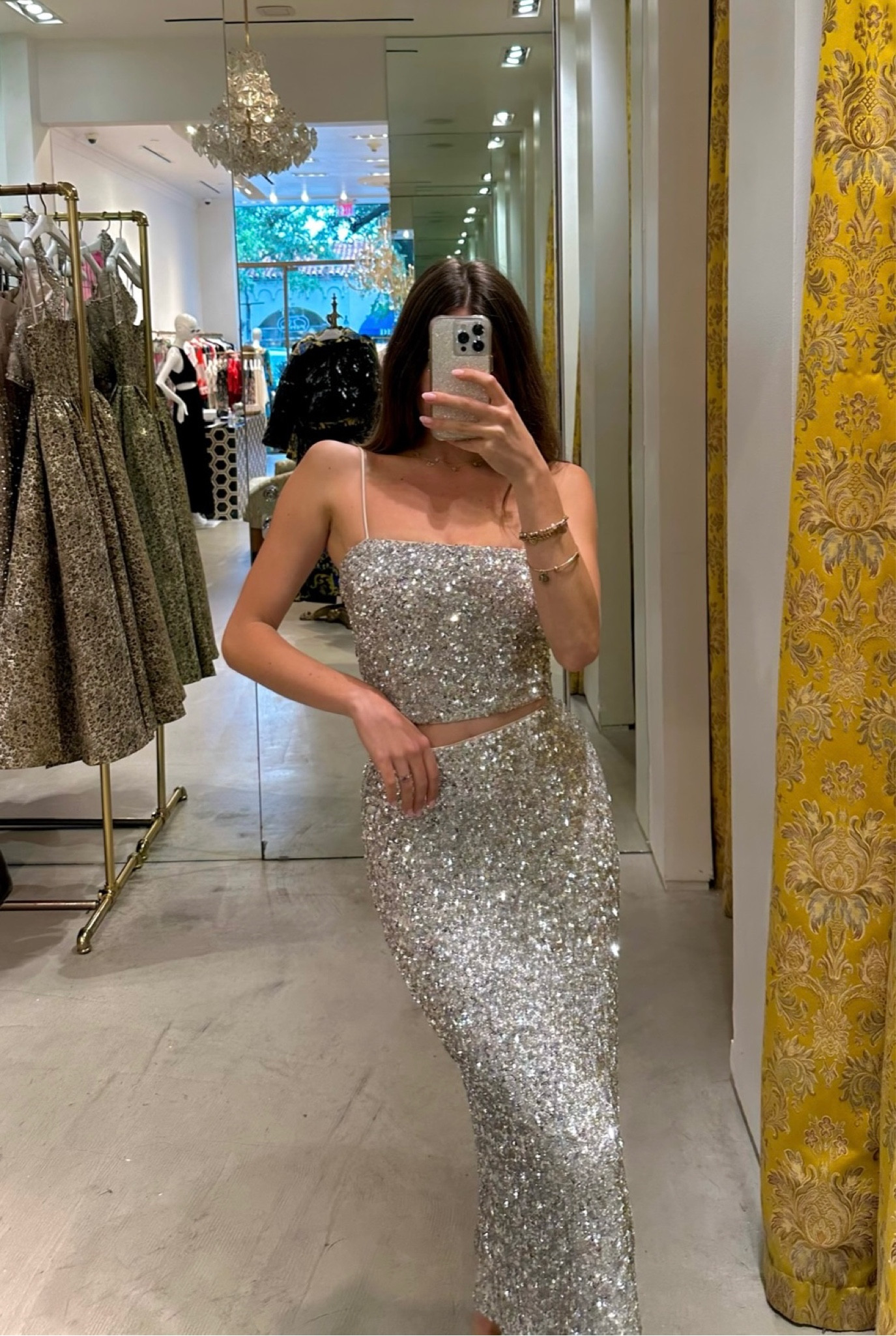 Sparkle sparkle sparkle✨

#LTKSeasonal #LTKstyletip #LTKHoliday