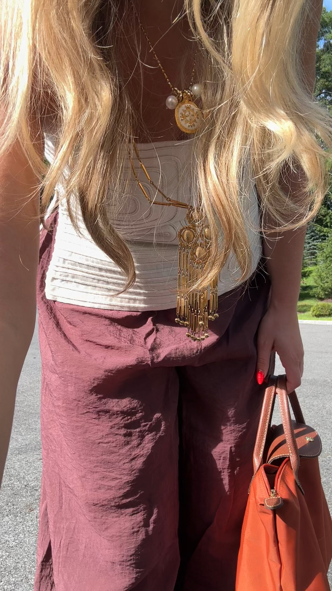 Cute early fall ootd, wearing a 10 on top & large bottoms. 

 #LTKootd #LTKSeasonal #LTKMidsize