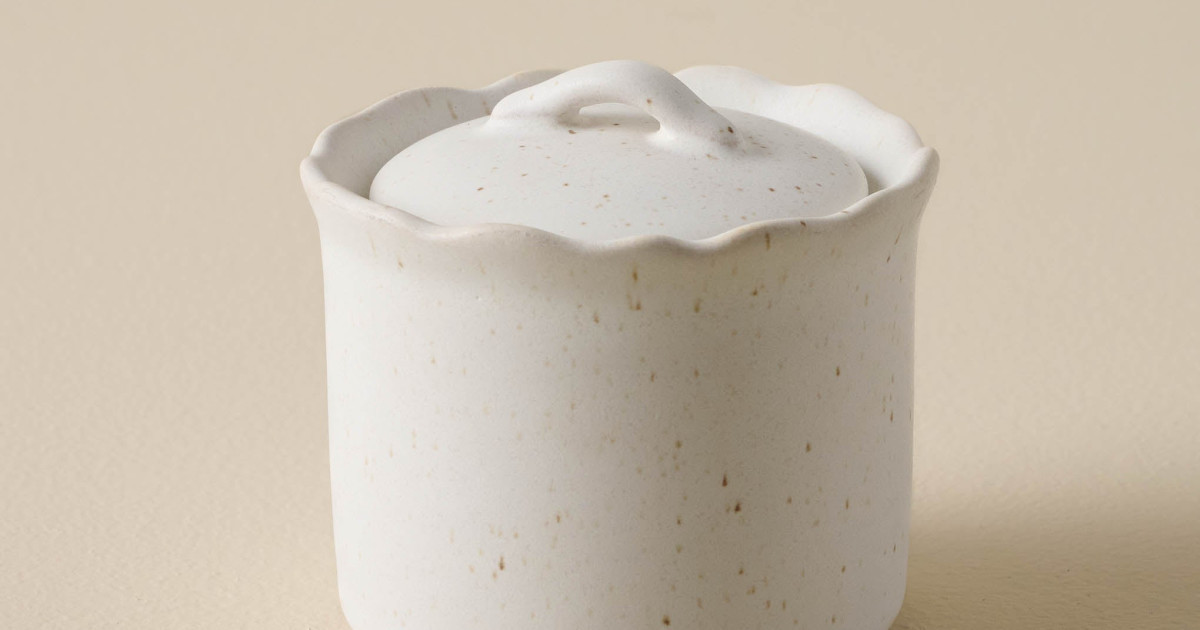 Madeline Ruffle Butter Crock | Magnolia