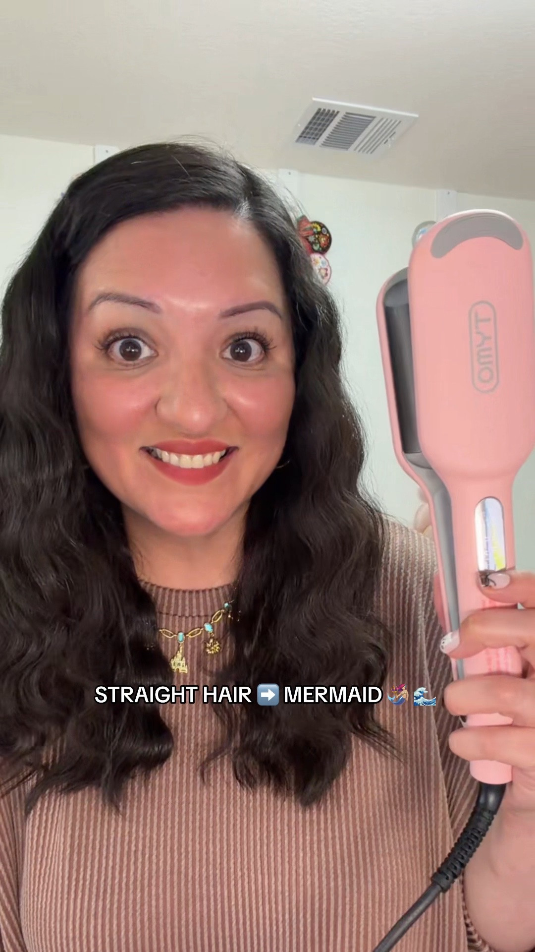 From straight hair to MERMAID WAVES 🧜‍♀️🌊✨

I’ve been loving the TYMO Rovy Compact for creating those effortless, beachy waves without spending forever styling my hair!

The built-in timer gives me a beep when it’s time to move to the next section, which makes styling so easy. 🔔 And it uses 40 million negative ions for smooth, shiny-looking results.

Basically… clamp, beep, move, repeat! 😂✨

If you’ve been wanting that mermaid-wave look, I linked the TYMO Rovy Compact in my LTK! 🧜‍♀️💕

#LTKFinds #HairTools #MermaidWaves #HairStyling #TikTokMadeMeBuyIt

#LTKgrwm #LTKdayinmylife #LTKmorningroutine