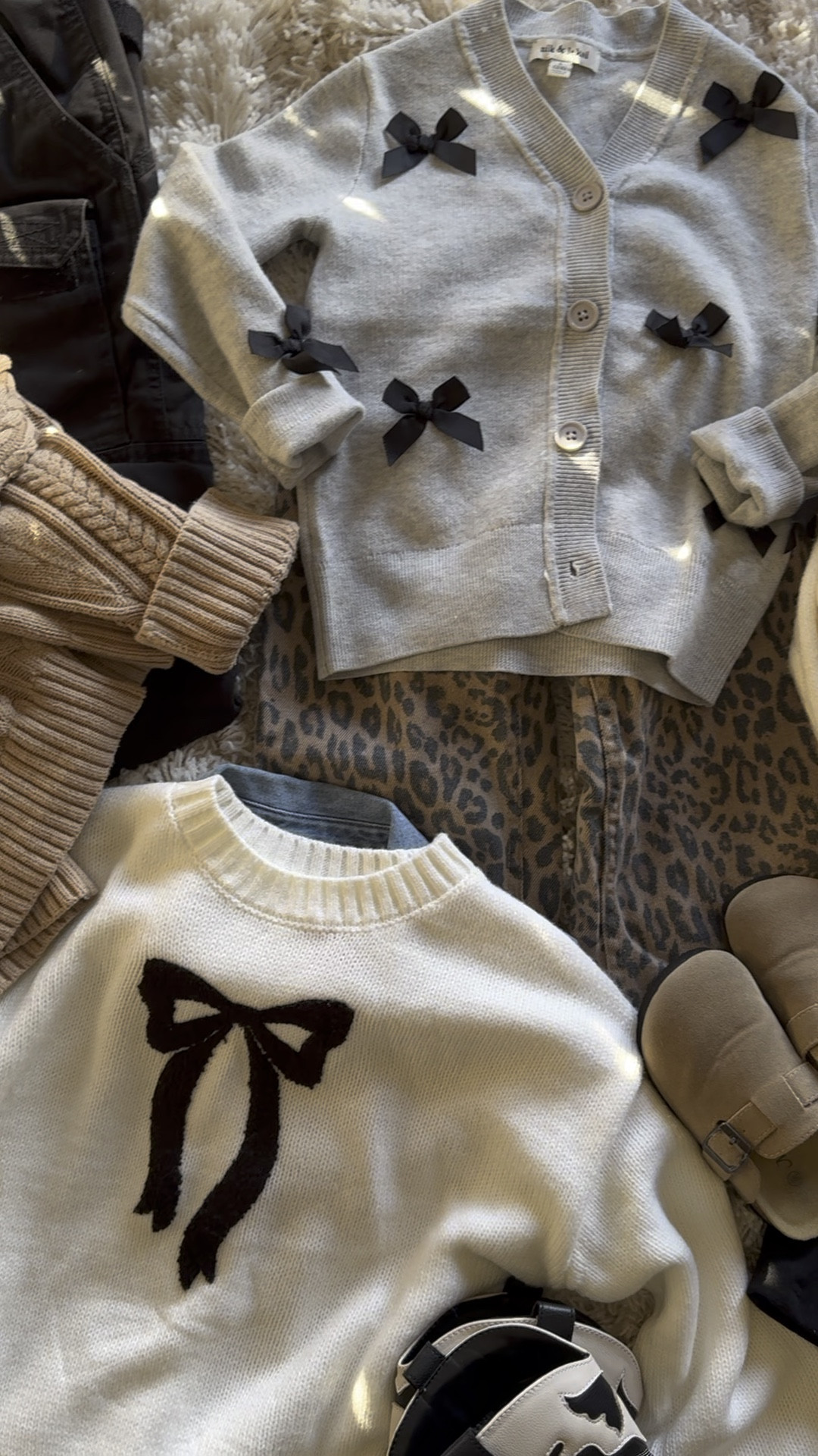 family picture outfit ideas for fall 🍂 cheetah print, toddler girl, kids outfit, neutral, bows

#LTKFamily #LTKStyleTip #LTKSeasonal