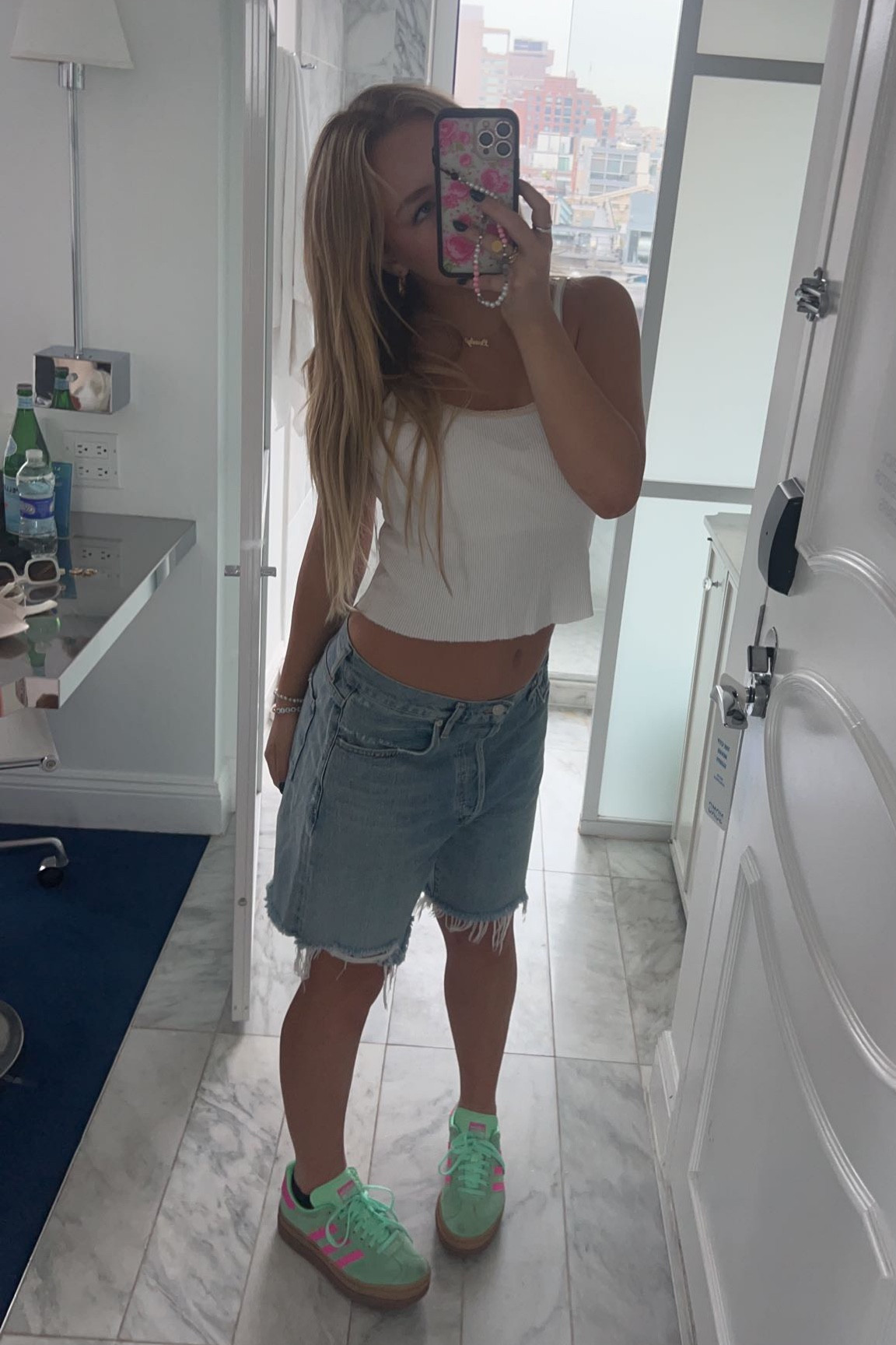 new york fit

#LTKSeasonal #LTKstyletip #LTKshoecrush