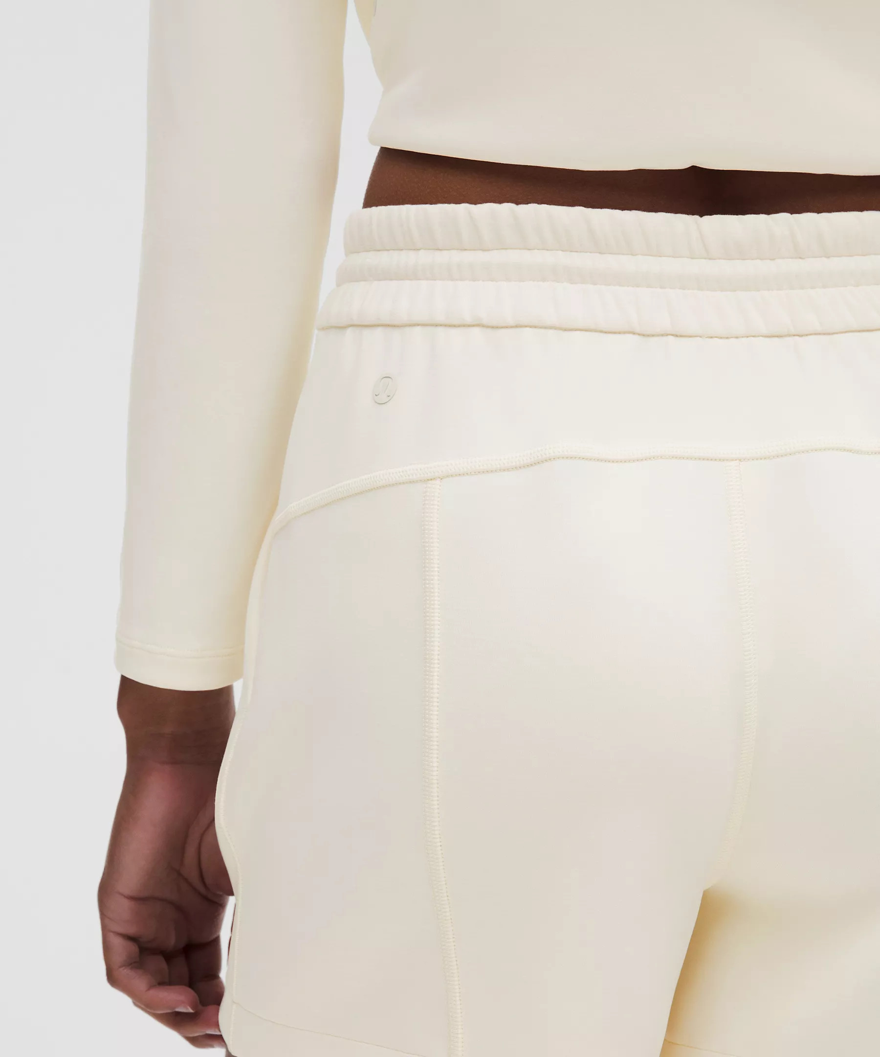 Softstreme High-Rise Short 4" | lululemon (CA)