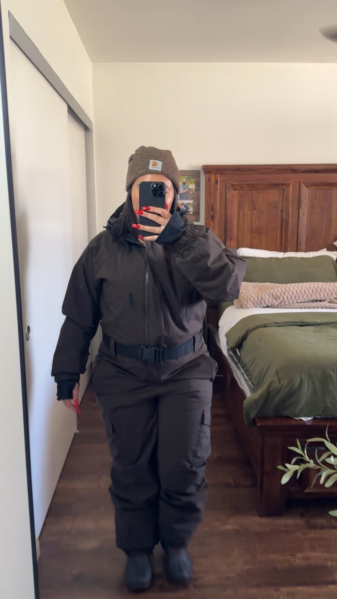 Absolutely loving this one piece snow suit! It’s perfect and convenient for those snow days. It’s wind proof, waterproof , warm, breathable , different color options!

Snowsuit - large / good fit/ runs a little snug from tummy area but super comfortable

Snow gear 
Snow outfit 
Winter outfit
Winter jacket 
Snow jacket 
Snow pants 
Ski outfit 
Snowboard outfit
Midsize fashion 
Curvy fashion


#LTKootd #LTKMidsize #LTKSeasonal #LTKSeasonal #LTKootd #LTKMidsize

#LTKSeasonal #LTKMidsize #LTKootd