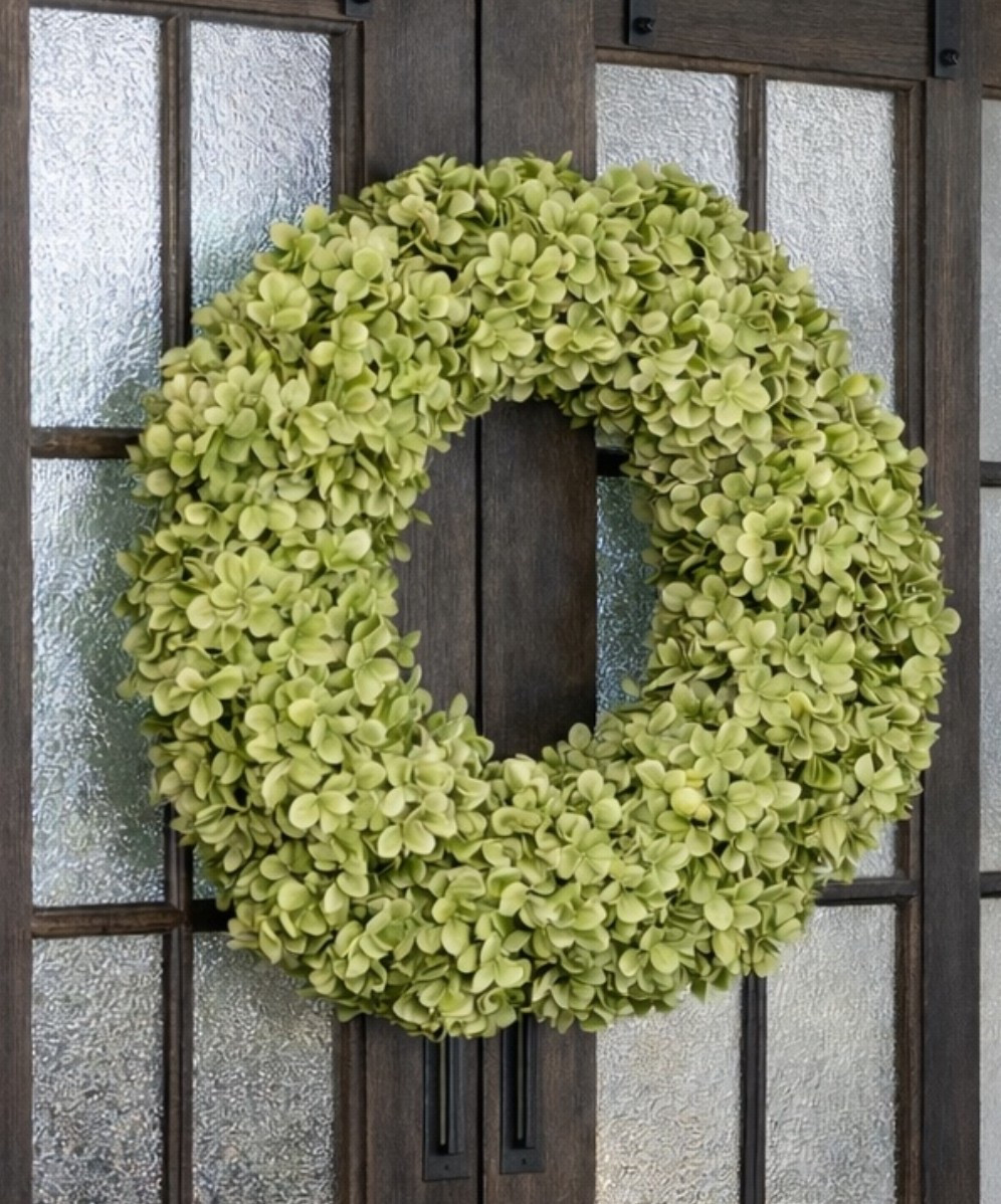 In love with this hydrangea wreath for spring! 

#LTKHome #LTKSeasonal