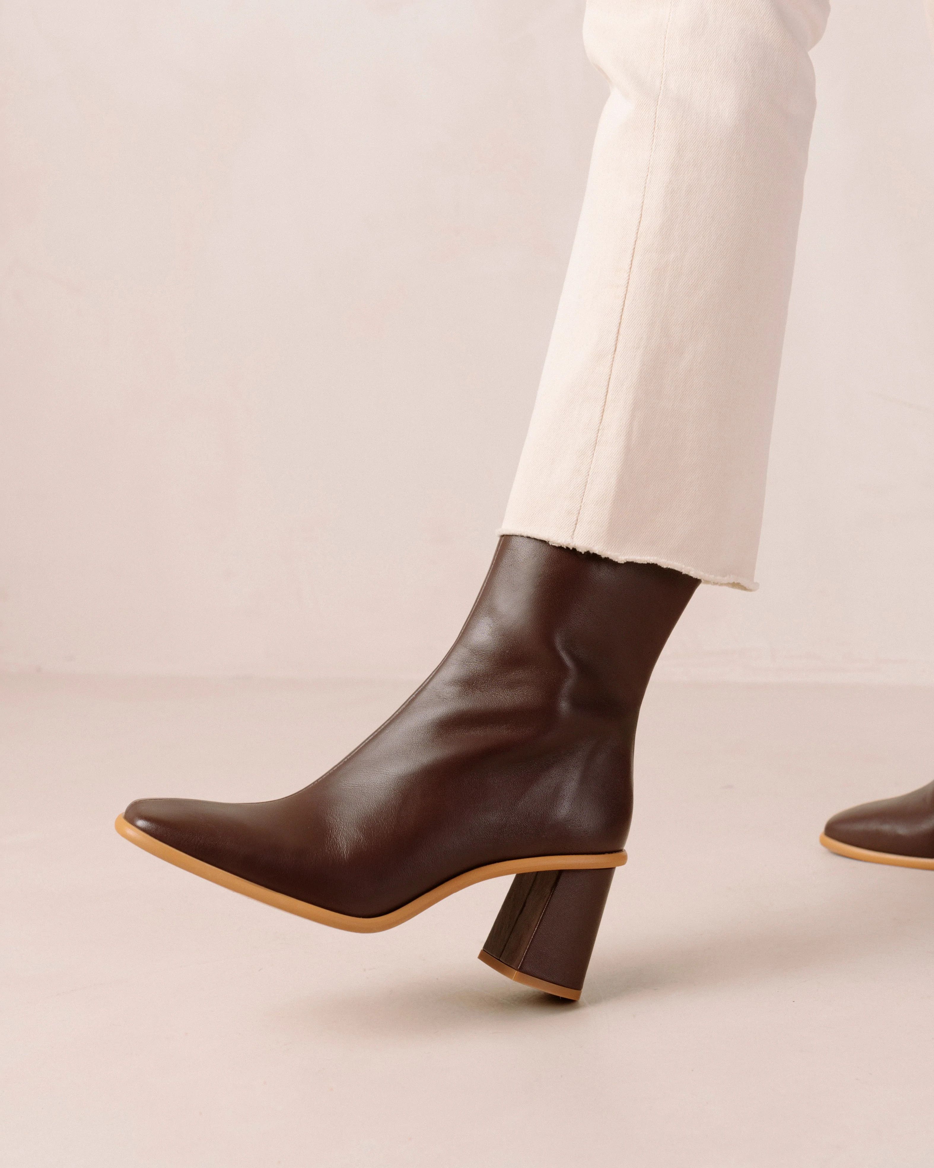 West Cape - Brown Leather Boots | ALOHAS | Alohas FR