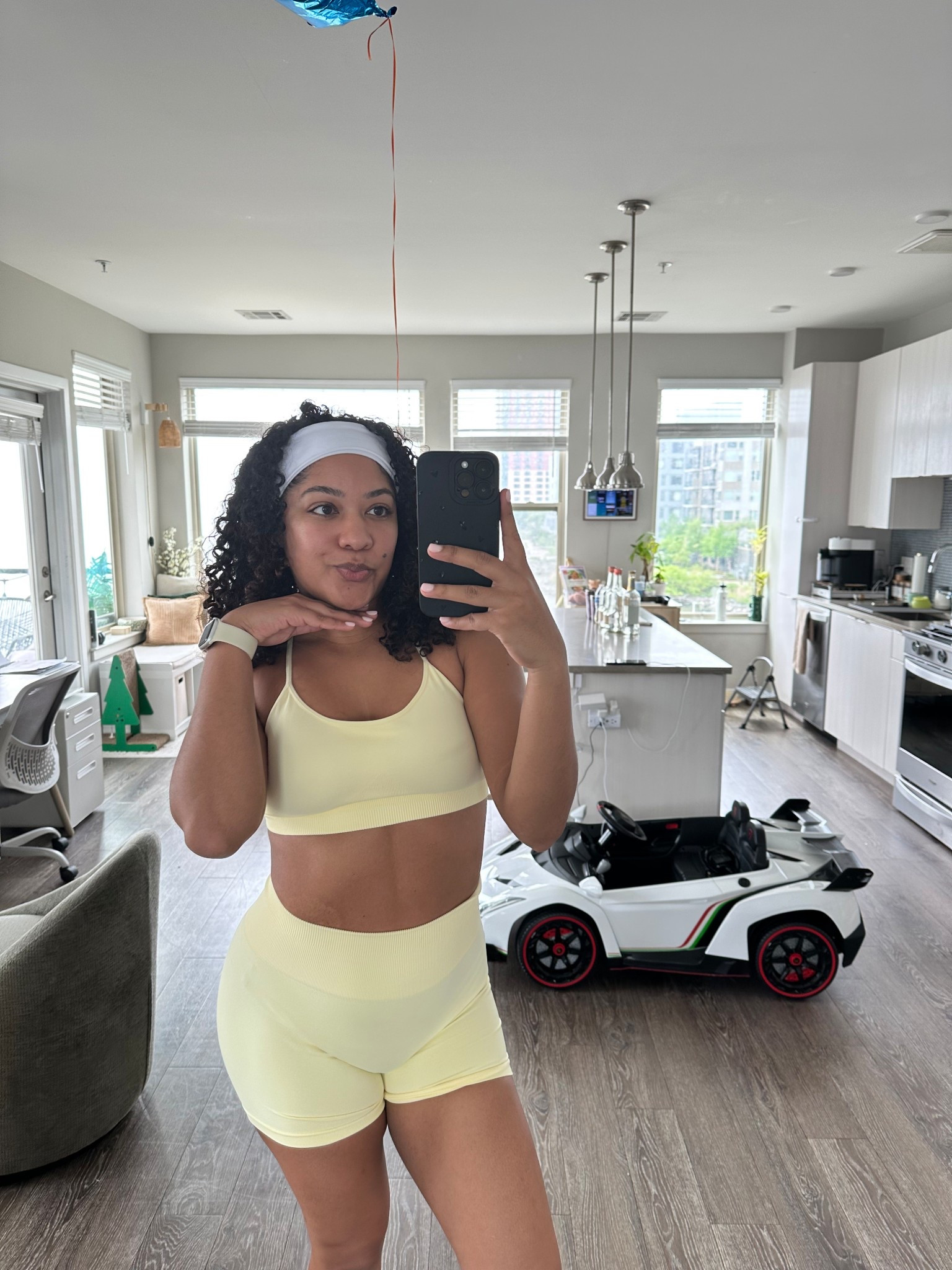 Giving sunshine on a cloudy day  ⛅️ 

Yellow seamless set from Amazon. #MomLife #AmazonFinds #CurlyHair #MinimalStyle #ActivewearSet

#LTKActive #LTKStyleTip #LTKFindsUnder50