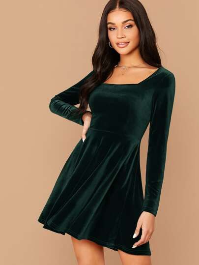 SHEIN Square Neck Solid Velvet Dress | SHEIN