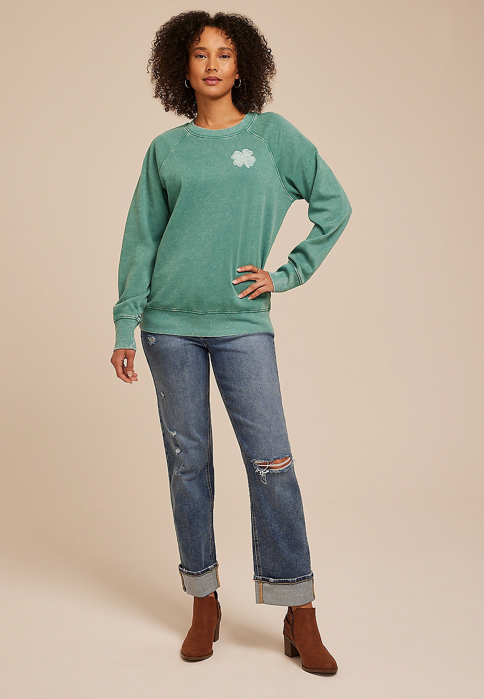 Washed Clover Sweatshirt | Maurices