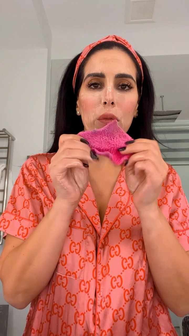 Make up removing microfiber towels that remove make up with ease even without any extra soap or oil. 
I also added Black make up embroidered towels to dry your face after and not get any make up residue on white towels. 

Micellar water is amazing for removing stubborn make up like waterproof products 

#LTKbeauty