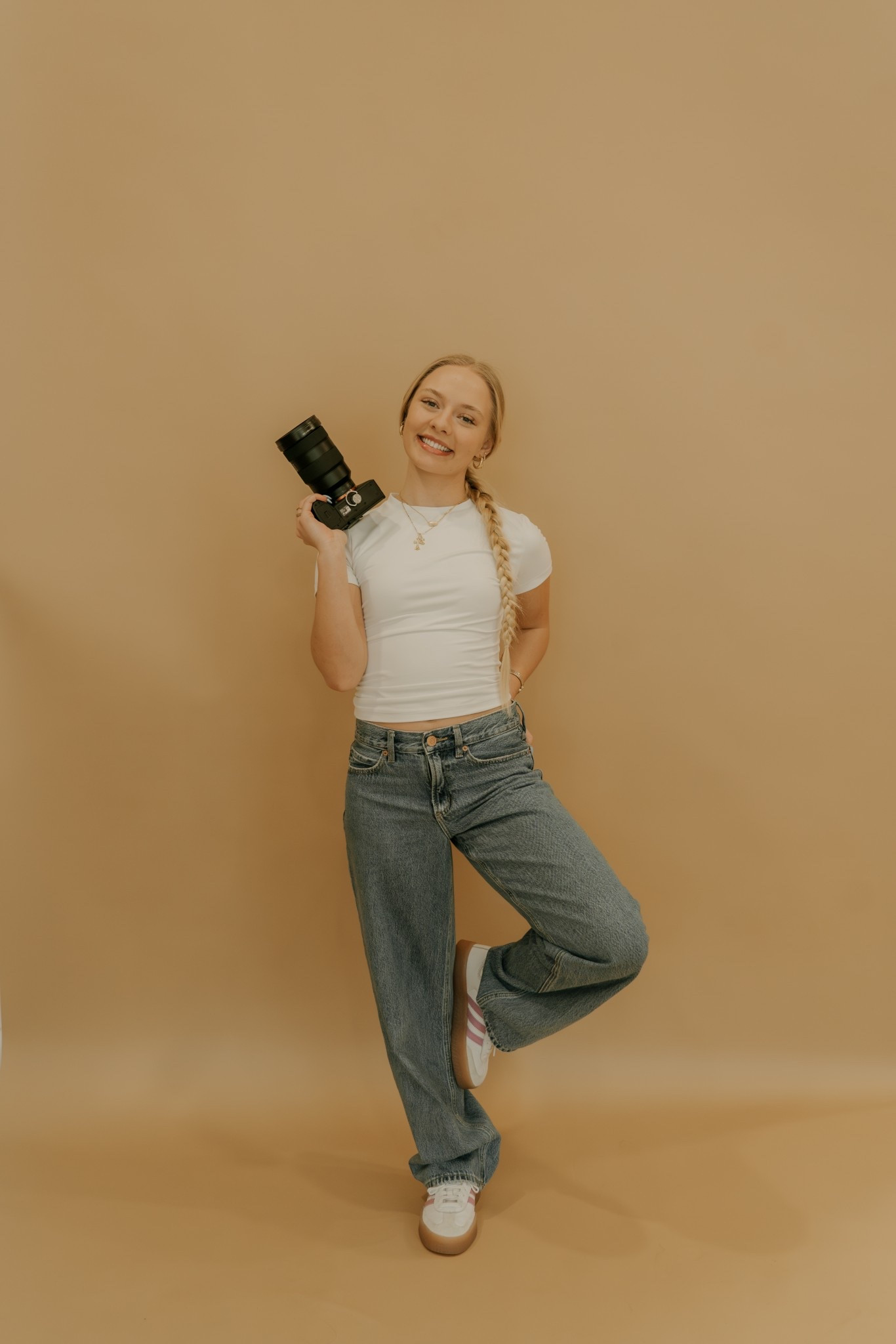 Ootd for a branding day photoshoot!! 

#ootd #basicoutfit #adidassambas #cutefit #basictees #photoshoot

#LTKU #LTKStyleTip #LTKFindsUnder50