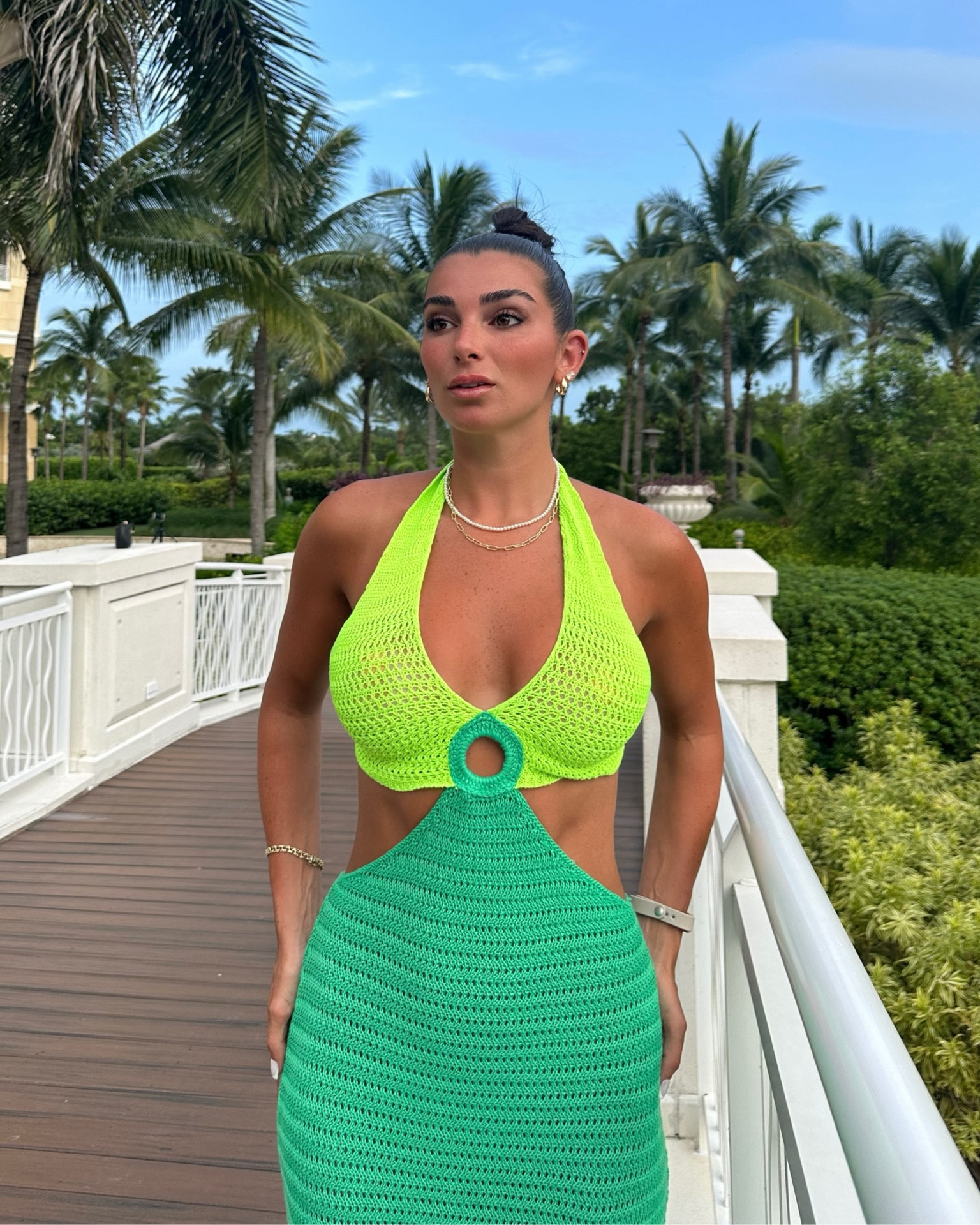 Crotchet green dress with open back and adjustable straps!!