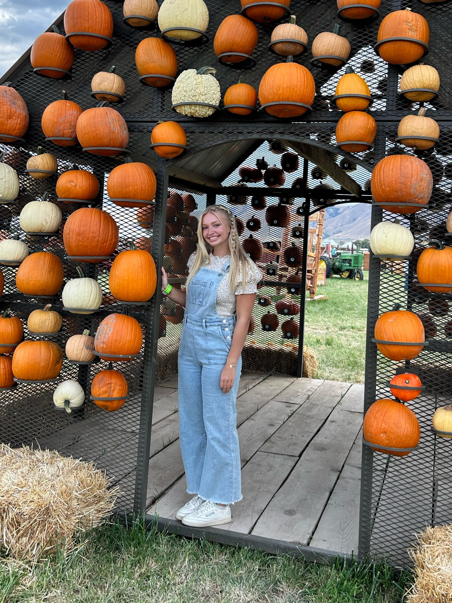 Cutest fall outfit! Perfect for a corn maze or pumpkin patch 🎃 

#LTKBump #LTKSeasonal #LTKSaleAlert