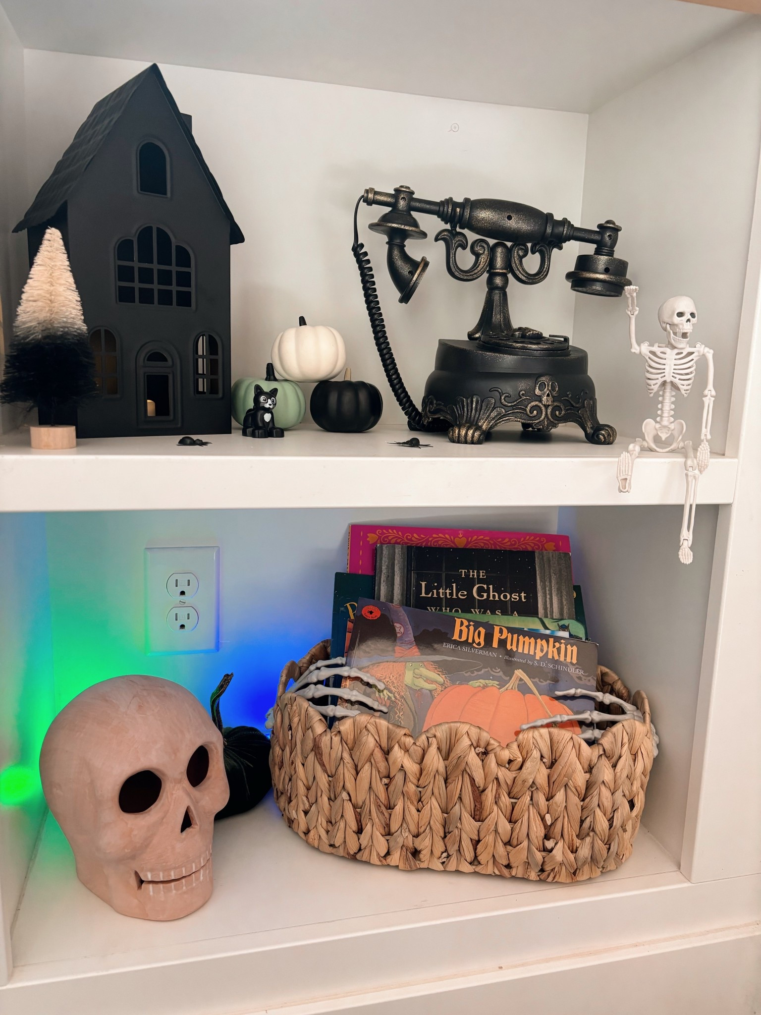 Halloween book basket reads 👻 

#LTKKids #LTKHalloween #LTKSeasonal