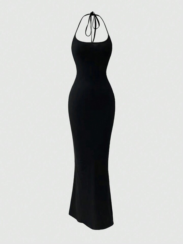 Sweetra Women Fitted Halter Mermaid Dress, Black Maxi Women Outfit | SHEIN