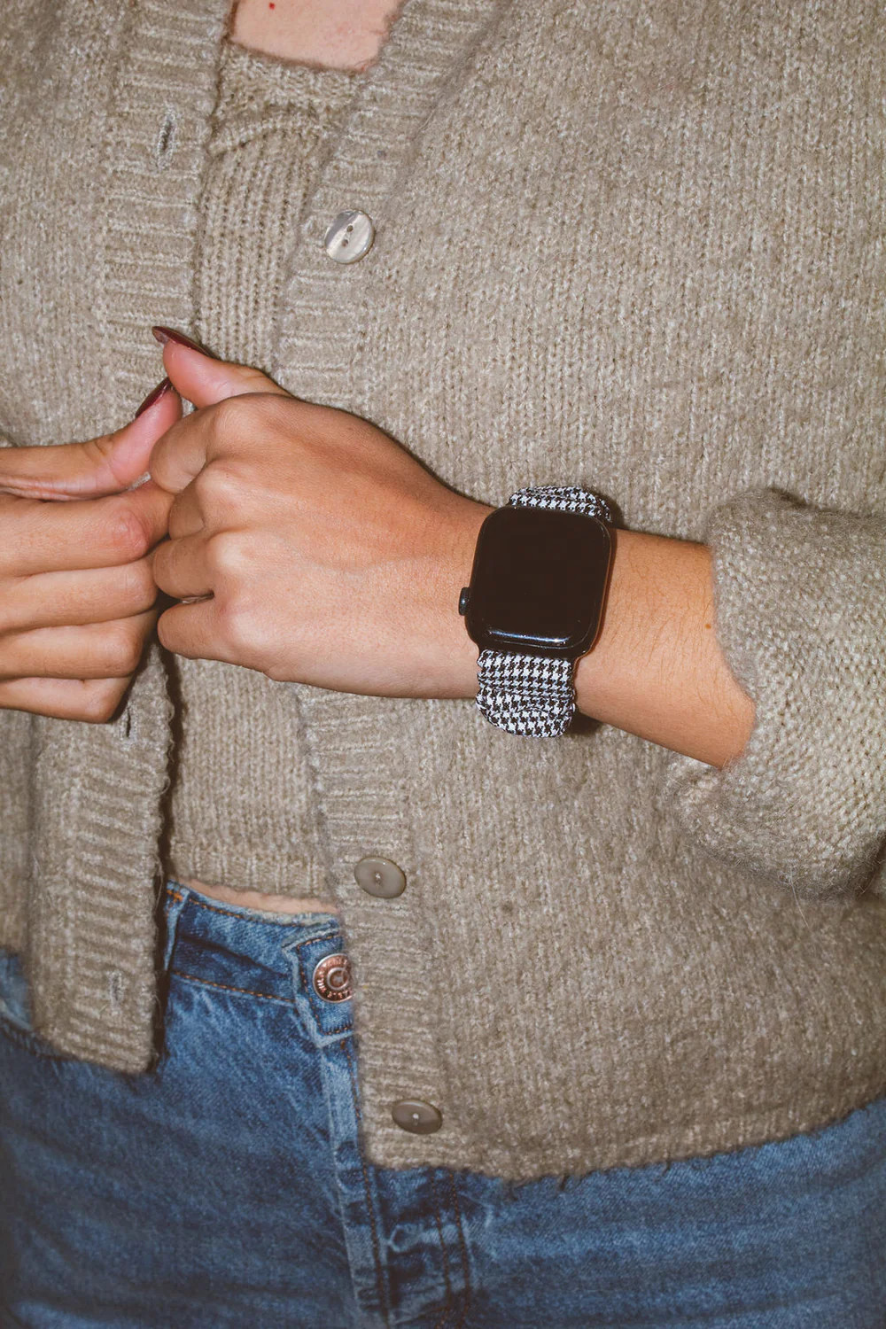 Black Houndstooth Scrunchie Apple Watchband | Shop Andi