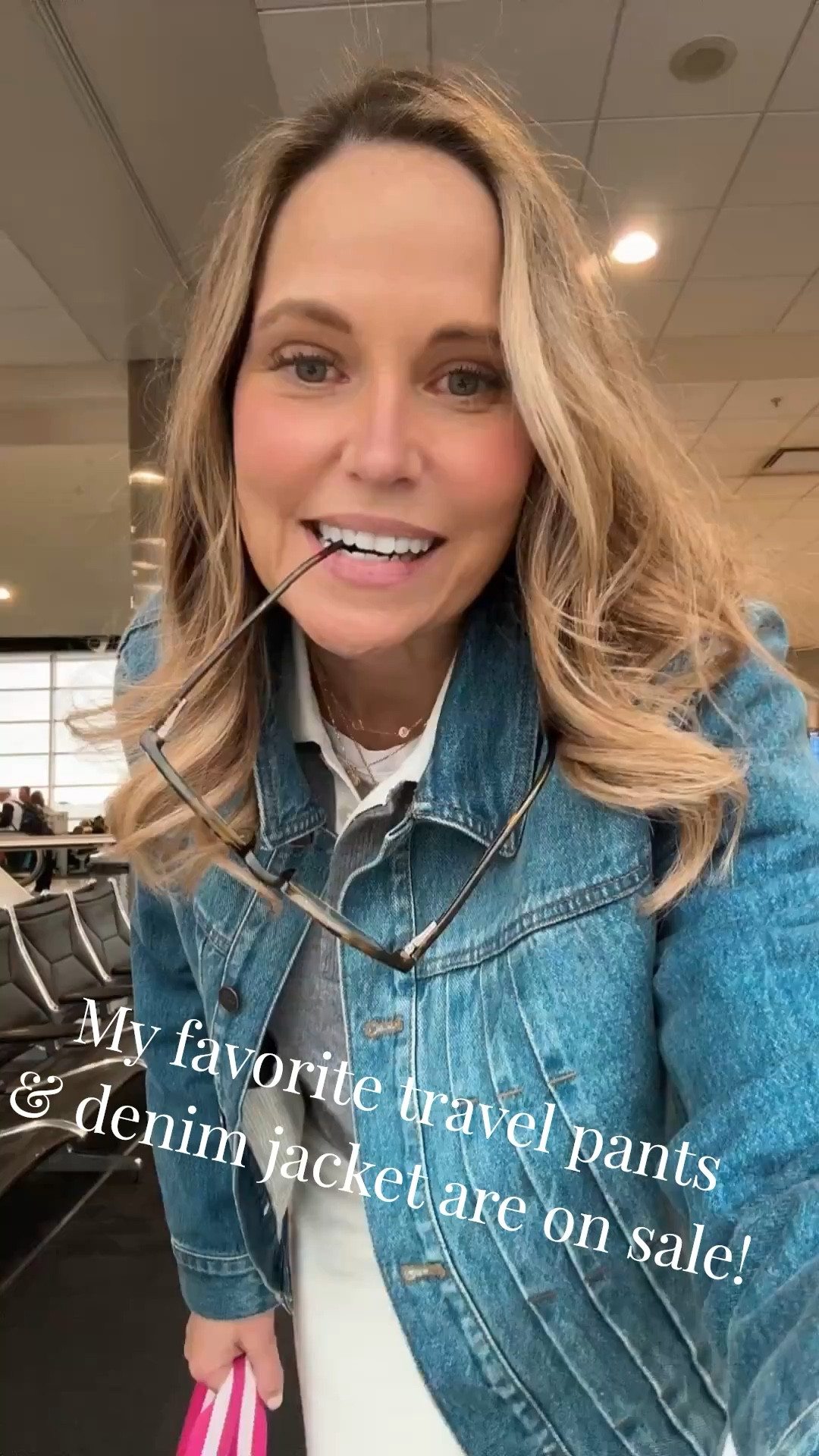 Both my travel pants and denim jacket are 30% off! And my favorite white tshirt is under $40 now. m

#LTKTravel #LTKootd