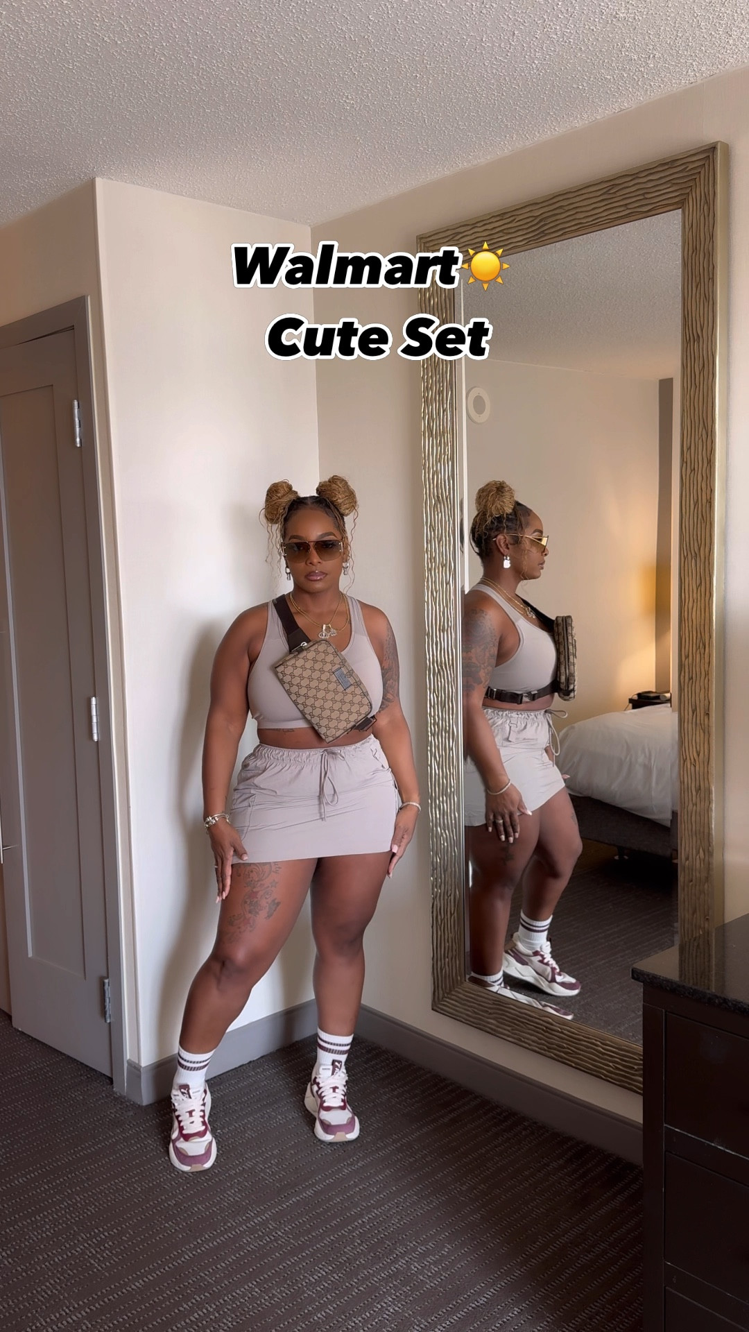 Cute Walmart Set 
Tennis from Puma (Dark Jasper-Warm White) 