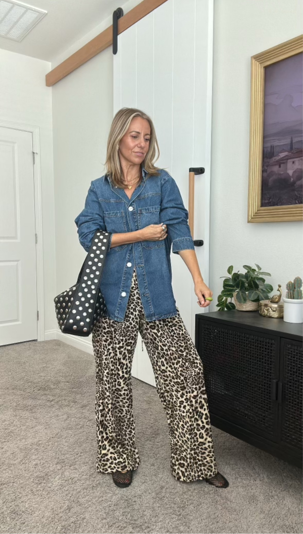 Denim + leopard is a go to for me! Love both of these prices for an easy outfit. 

#LTKSeasonal #LTKFindsUnder100 #LTKStyleTip