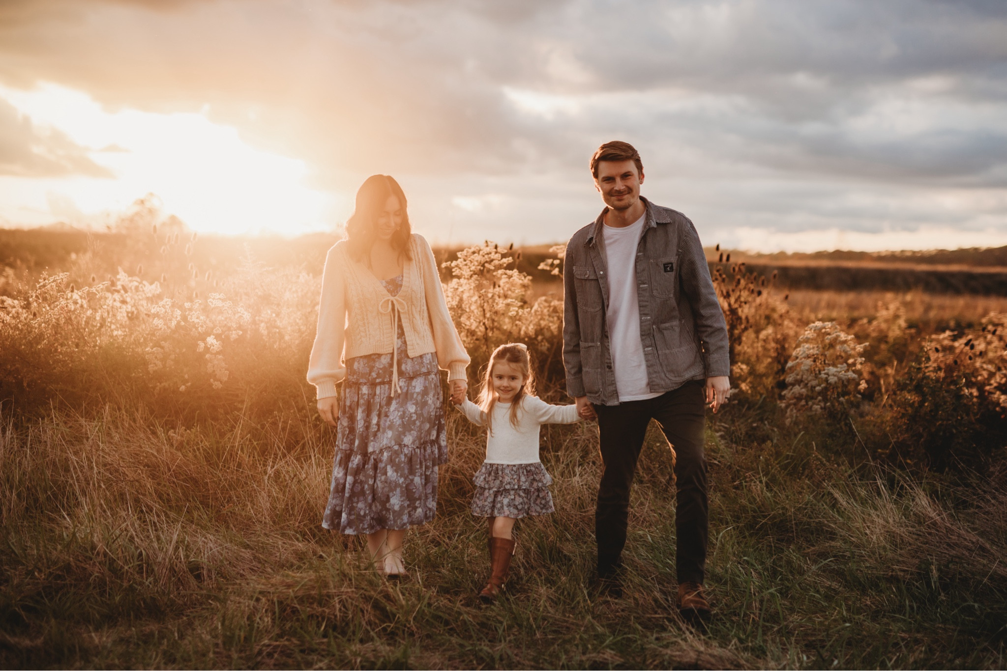 Mommy and me matching coordinating dresses for Fall Family photos pictures outfits. Neutral, blue floral outfits 🩵🌾

Francesca’s blue floral dress on sale for only $30!!!🩵
Carter’s outfits for toddler girls 


#LTKFindsUnder50 #LTKKids #LTKFamily
