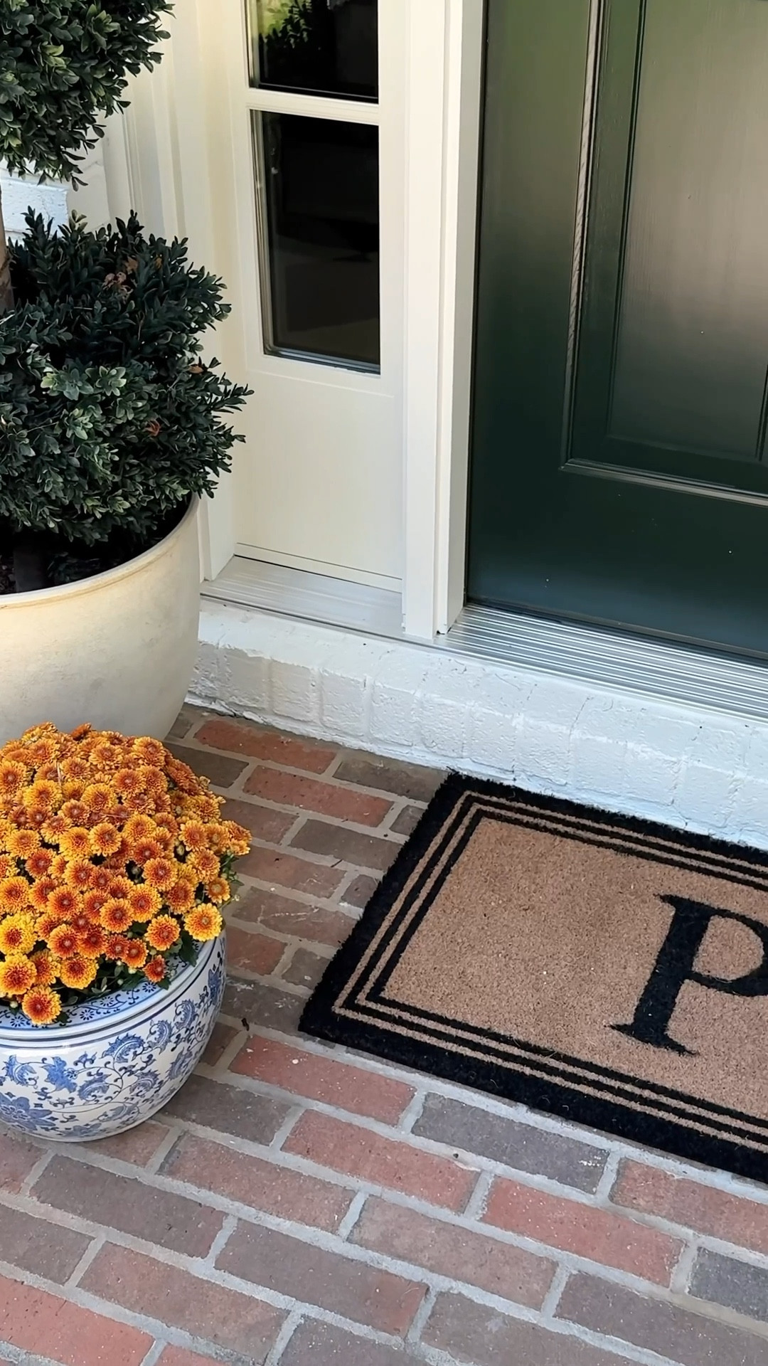 It’s time to prep for our fall front porch! I’ve always wanted to pull in some blue & white pieces with my fall setup and these pots from @wayfair are perfect for it! A new doormat, door accessories and some (faux) topiaries and we’re ready for pumpkins!  #ad #wayfair 