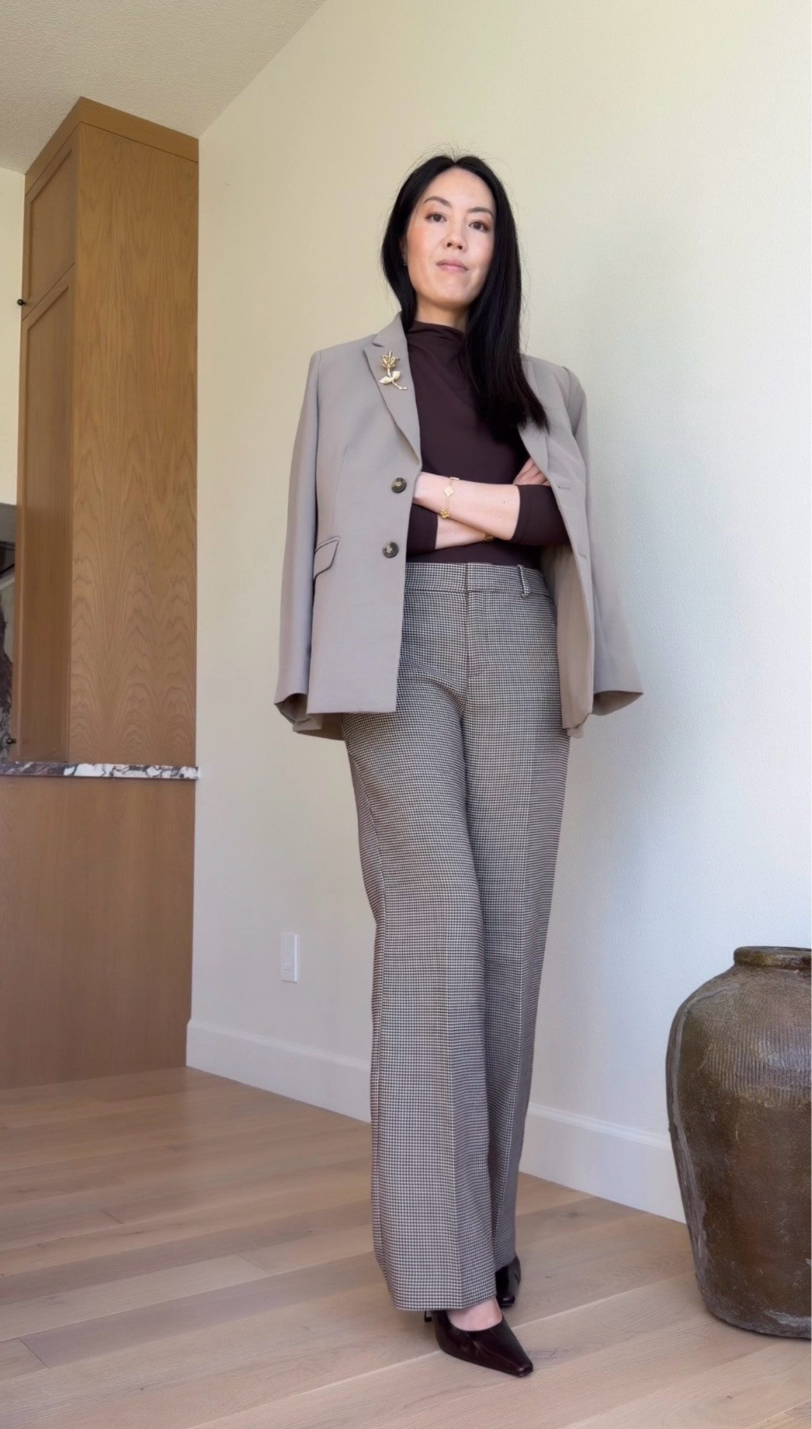 Fall work outfit

#AnnTaylor
#OOTD
#classicstyle
#fallworkwear
#falloutfit