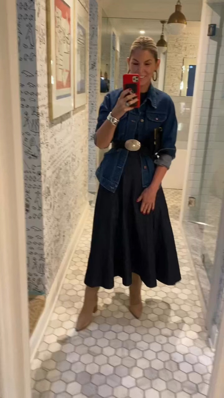 Step into the season with my go-to boots from @vincecamuto — love this camel suede bootie featuring the prettiest stitching and these perfect black leather riding boots with a touch of gold hardware. Both are as comfortable as they are classic, come in multiple widths for the perfect fit, and pair effortlessly with all of my favorite dresses, skirts and denim. Hello, fall! 🍂 #ad #vincecamutopartner #liketkit @shop.ltk