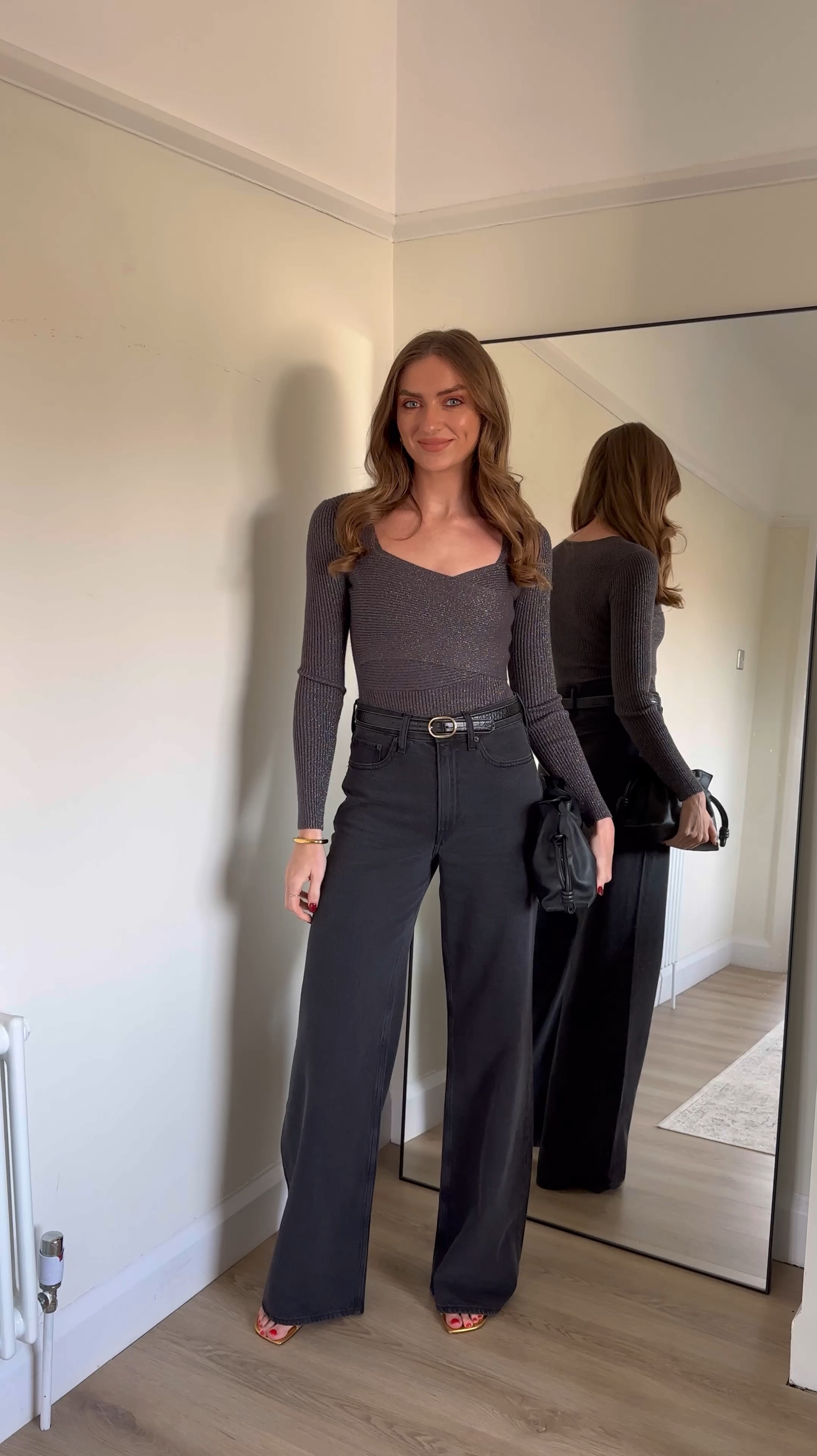 RESTOCK ALERT 🚨 
the wide leg jeans from Abercrombie have been restocked in all sizes!! 25% off and an additional 15% off using my code: AFEMILY
I wear the 26 Long in the black 

#LTKuk #LTKCyberWeek