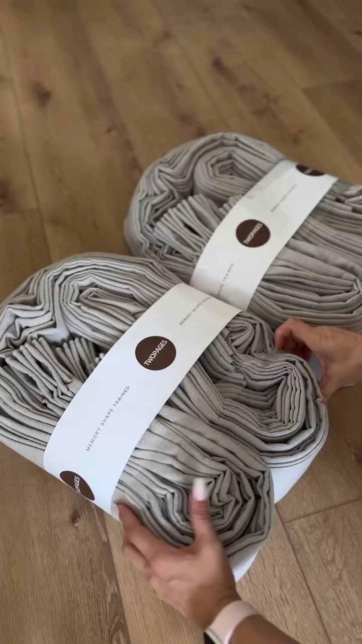 Yes, these are THE viral Amazon curtains 🤩 They look so luxe!

#LTKhome #amazonfinds #viralfinds #curtains #amazonhome #homedecor #ltkit

#LTKdayinmylife #LTKHome #LTKSaleAlert