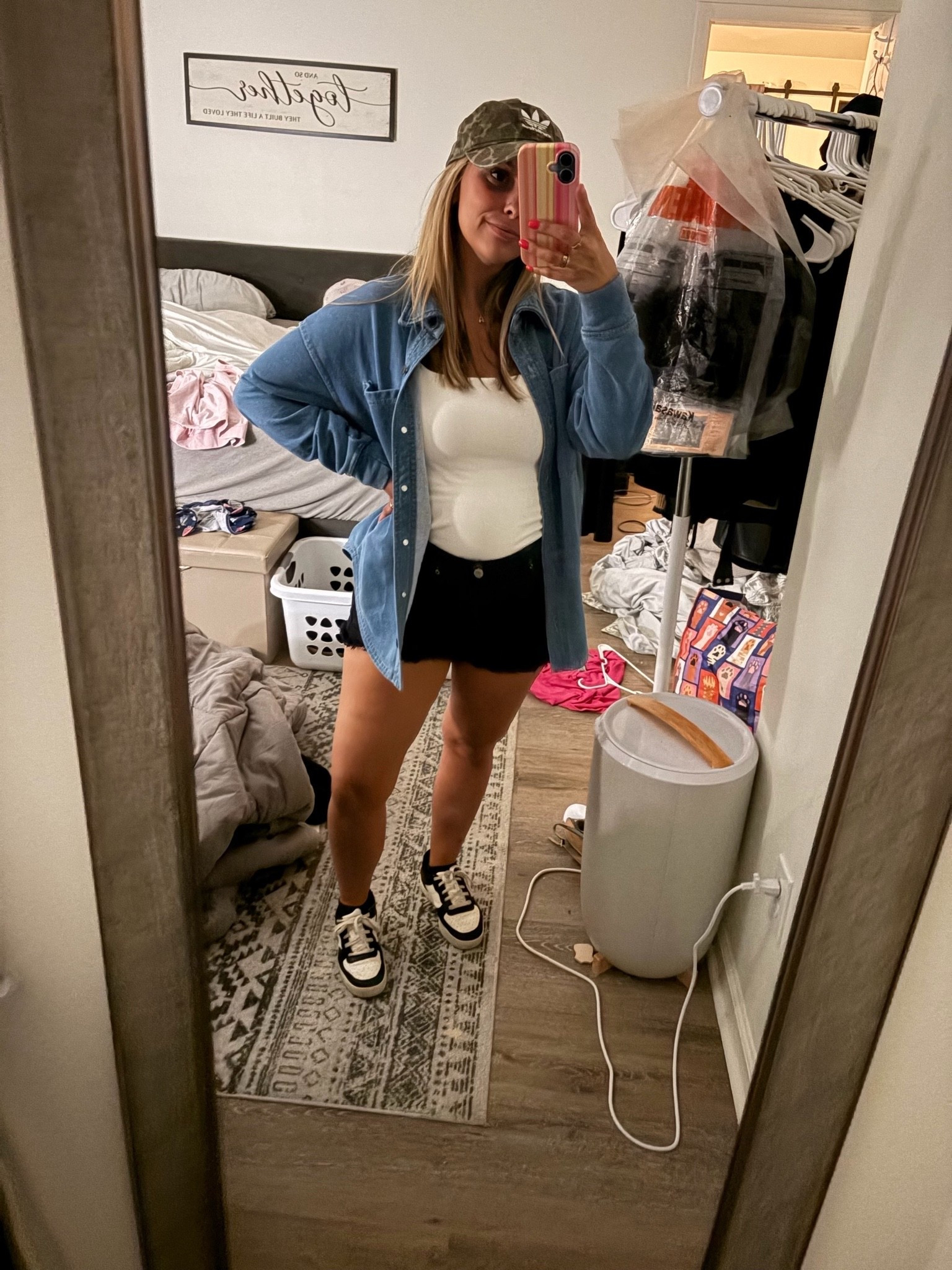 just a girl 🩷