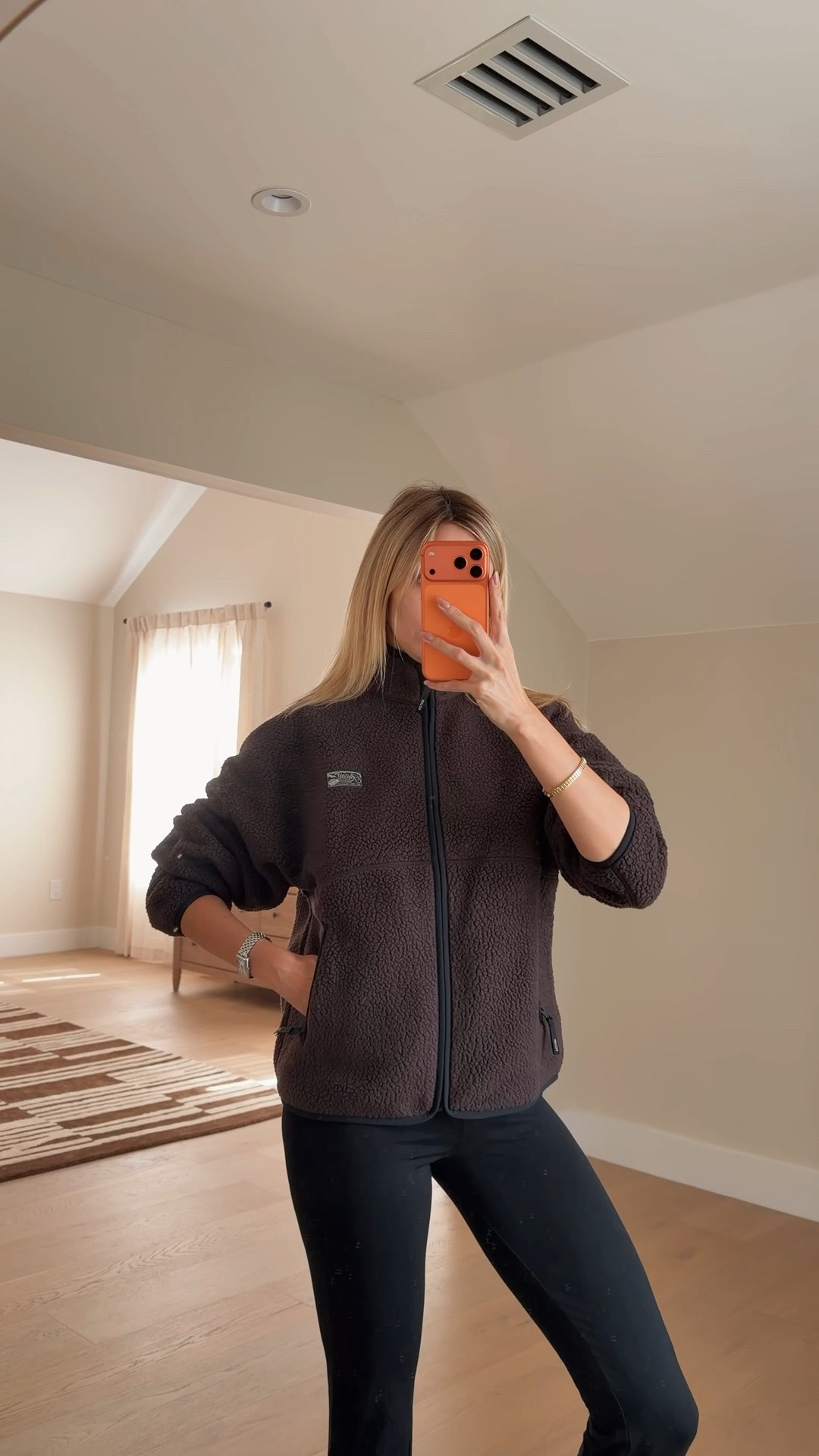 Just grabbed this @Aritzia zip-up right before the fall! Such a cozy and warm layer! Wearing size XS in cacao nib brown/black!

Fall fashion haul • Aritzia fleece • fall outfit • fall fashion • brown jacket

#LTKootd #LTKgrwm #LTKdayinmylife