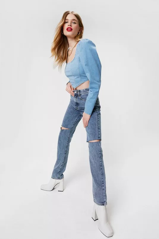 Distressed Straight Leg Boyfriend Jeans | NastyGal (UK, IE)