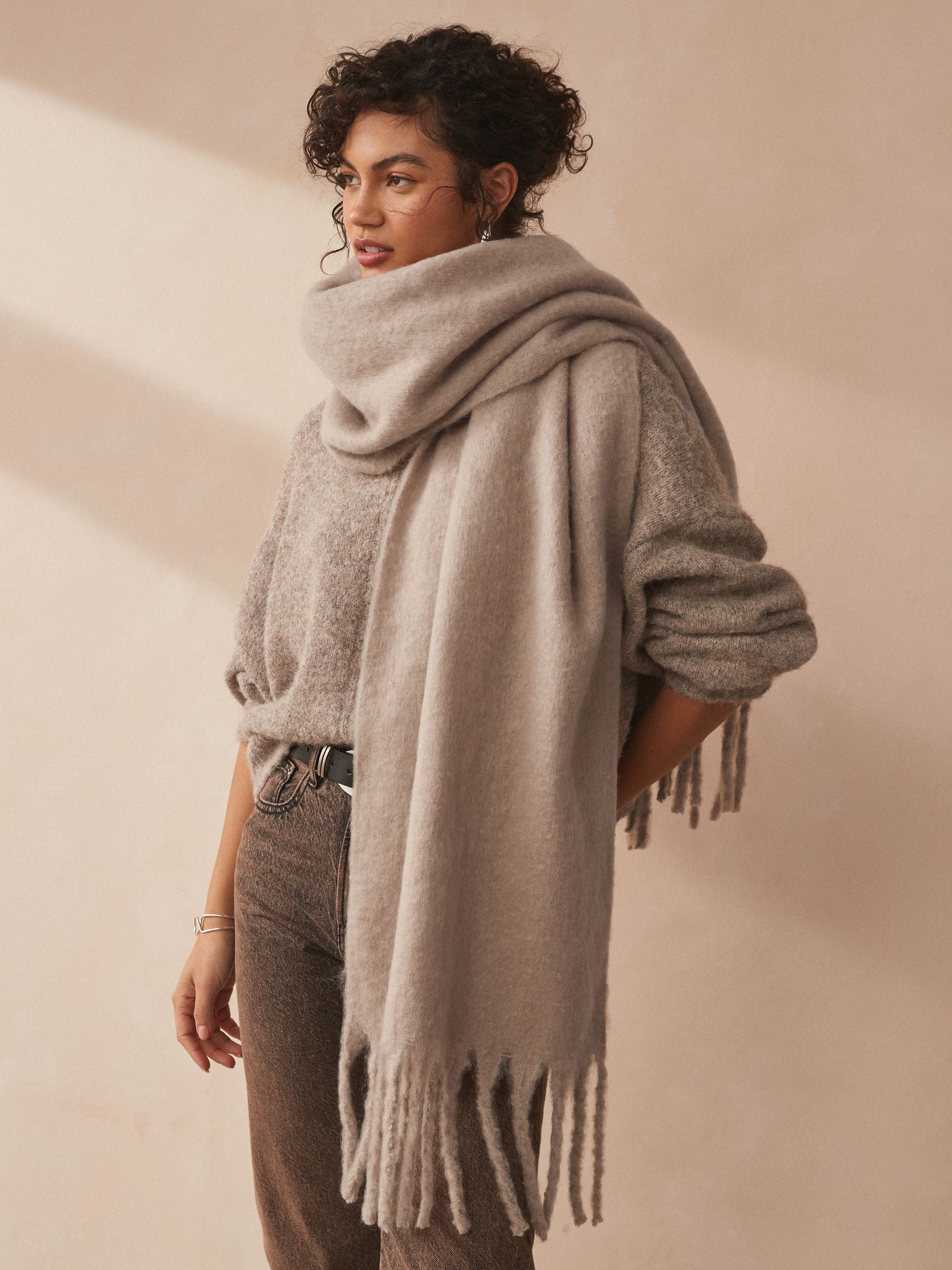 Heavyweight Brushed Blanket Scarf | Next AU