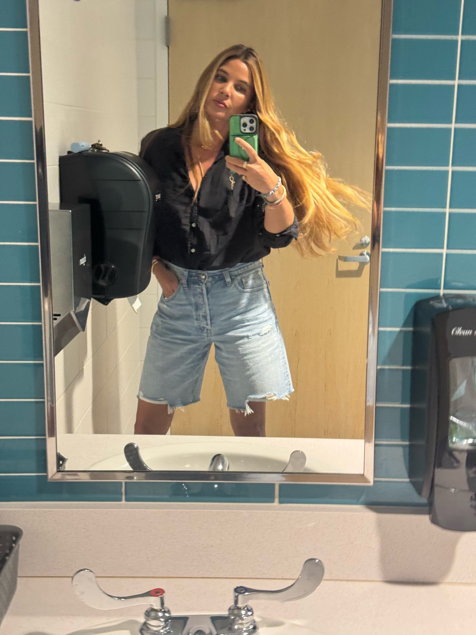 Shorts for work? Groundbreaking. 
Size 27. 
Hair: Sea Glass
Shirt: medium

#LTKdayinmylife #LTKxMadewell #LTKWorkwear