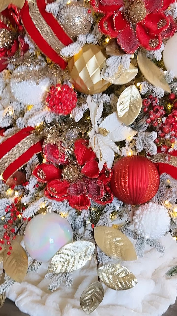 Compra mi árbol navideño 

#LTKHoliday #LTKSeasonal #LTKHolidaySale