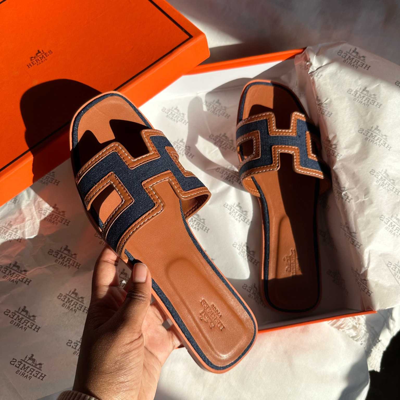 Navy Oasis Oran Hermes Summer Slides Sandals (Colour: 23)

#LTKSeasonal #LTKFind #LTKstyletip