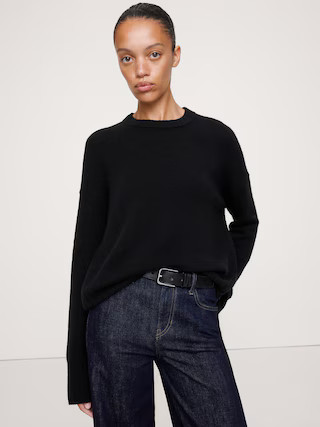 Oversized Midweight Cashmere Crew-Neck Sweater | Banana Republic (US)