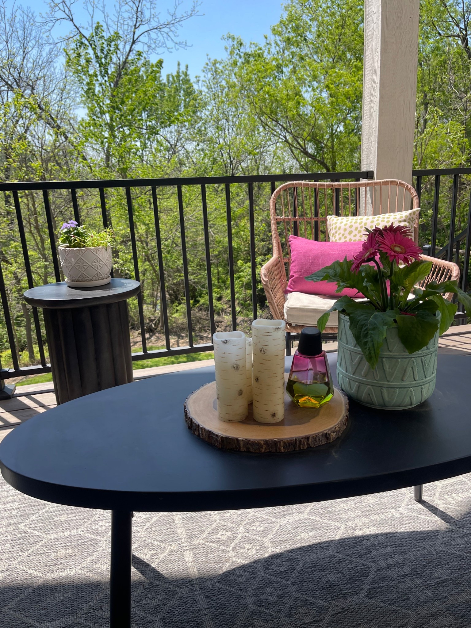Black fluted outdoor side table! Porch and patio furniture and decor! 
