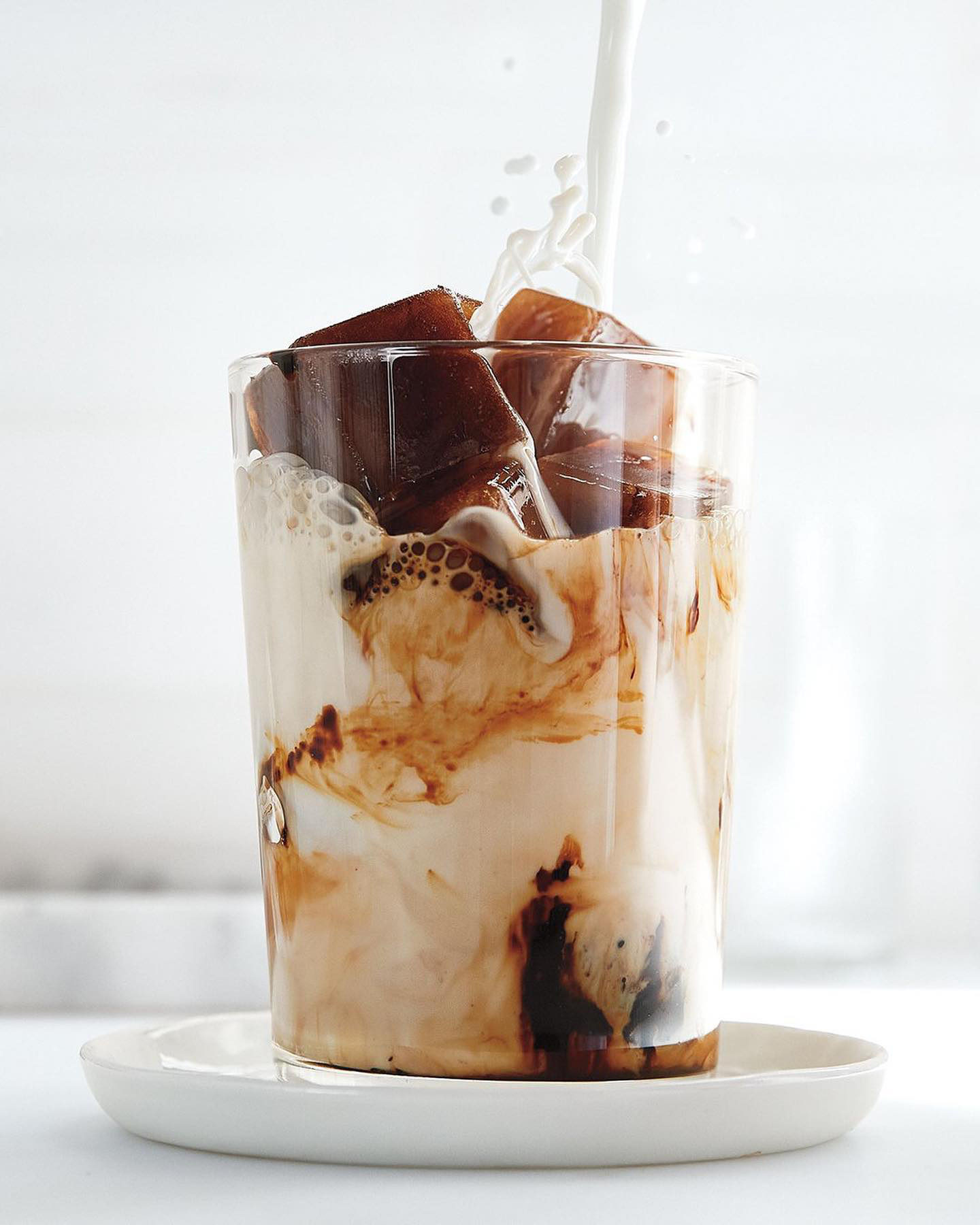 Bodega Glass 17-Oz. + Reviews | Crate & Barrel | Crate & Barrel