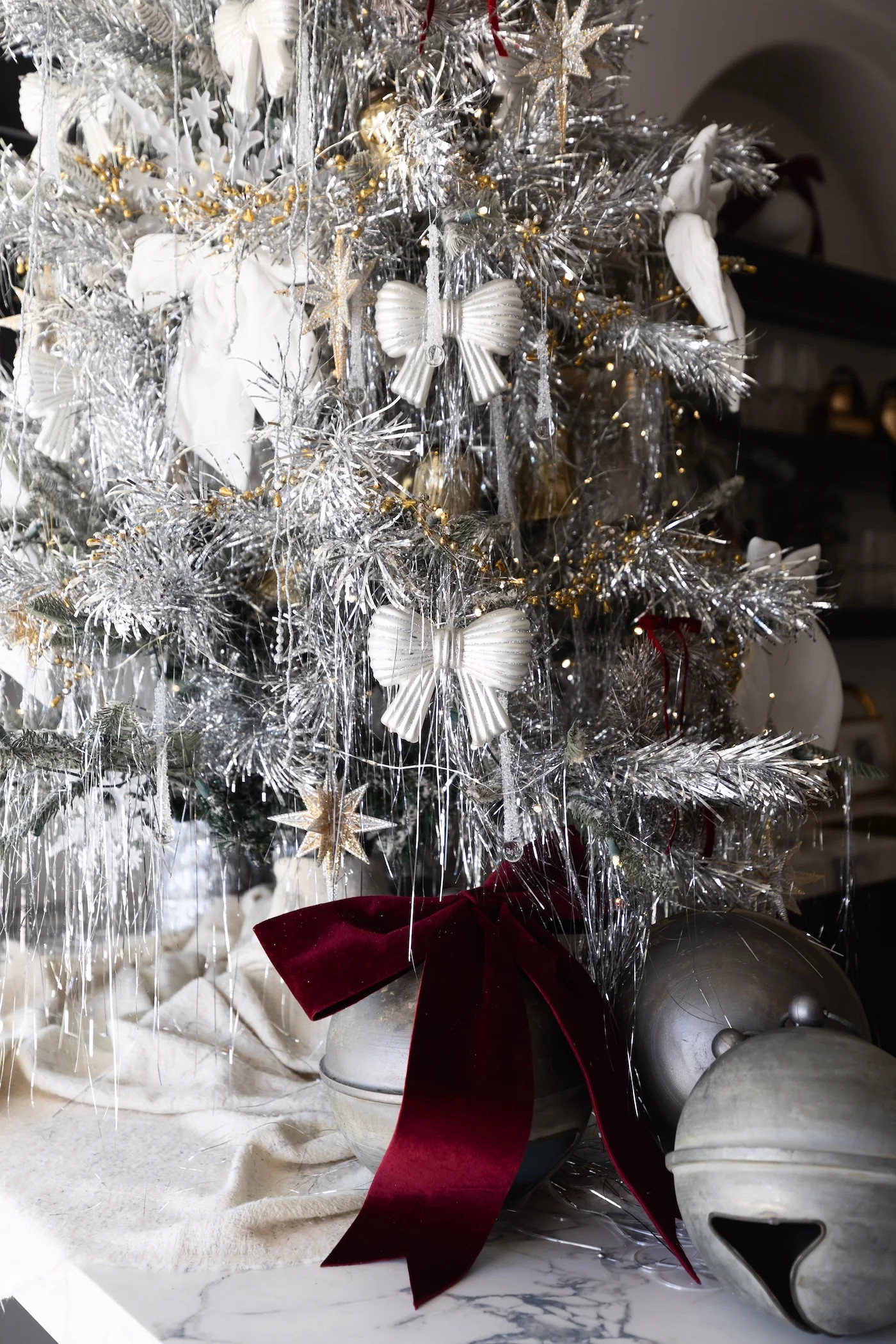 Star Ornament - Gold and Silver | THELIFESTYLEDCO